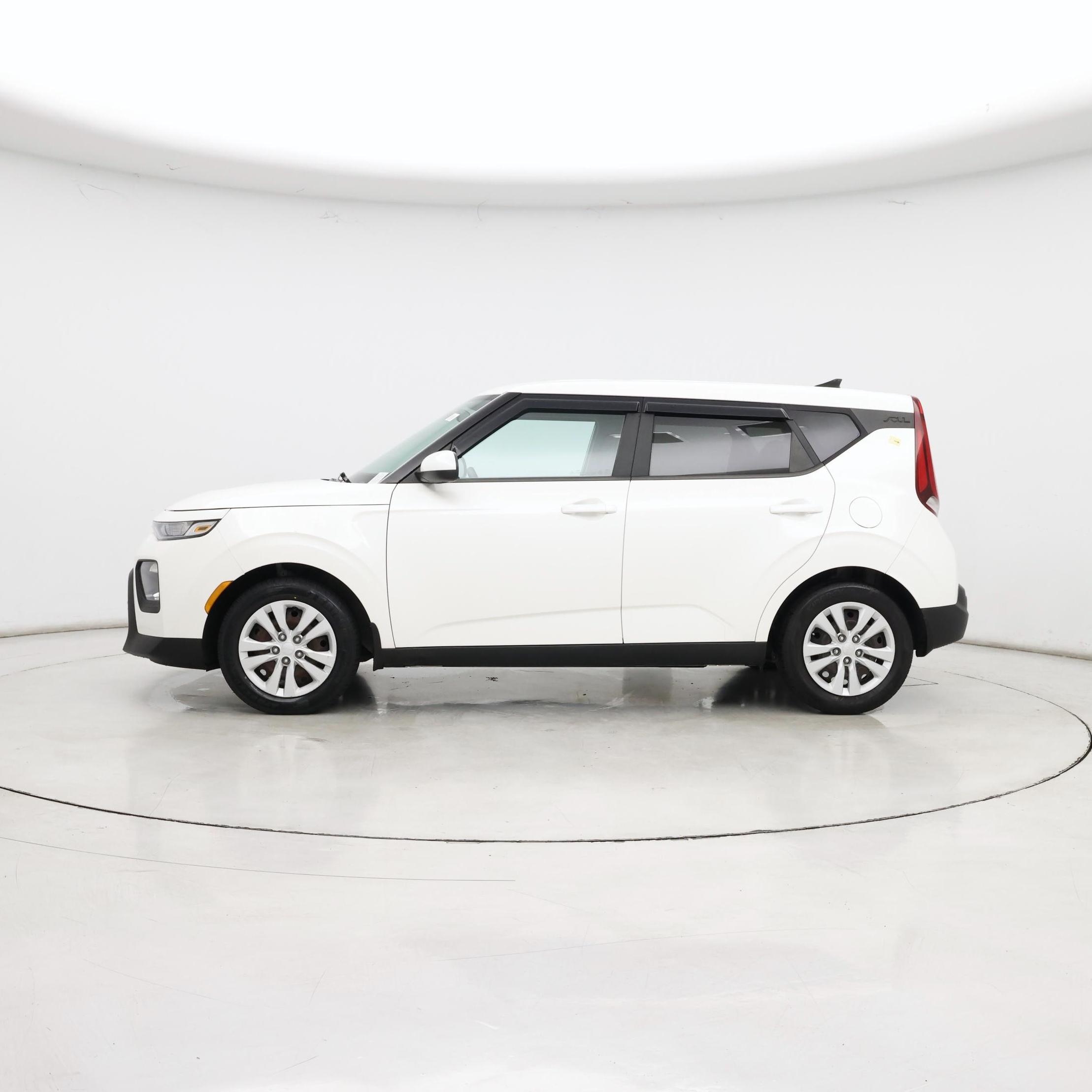 Thumbnail: 2022 Kia Soul - 3