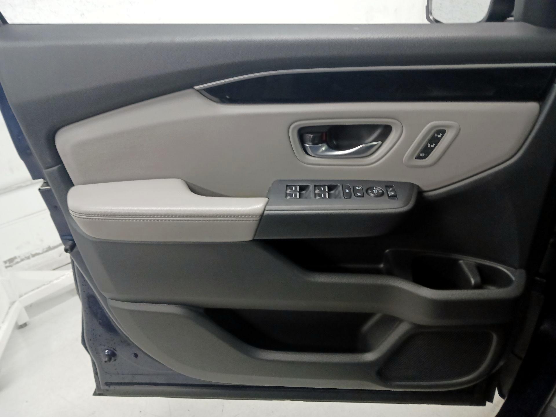 Thumbnail: 2024 Honda Pilot - 12