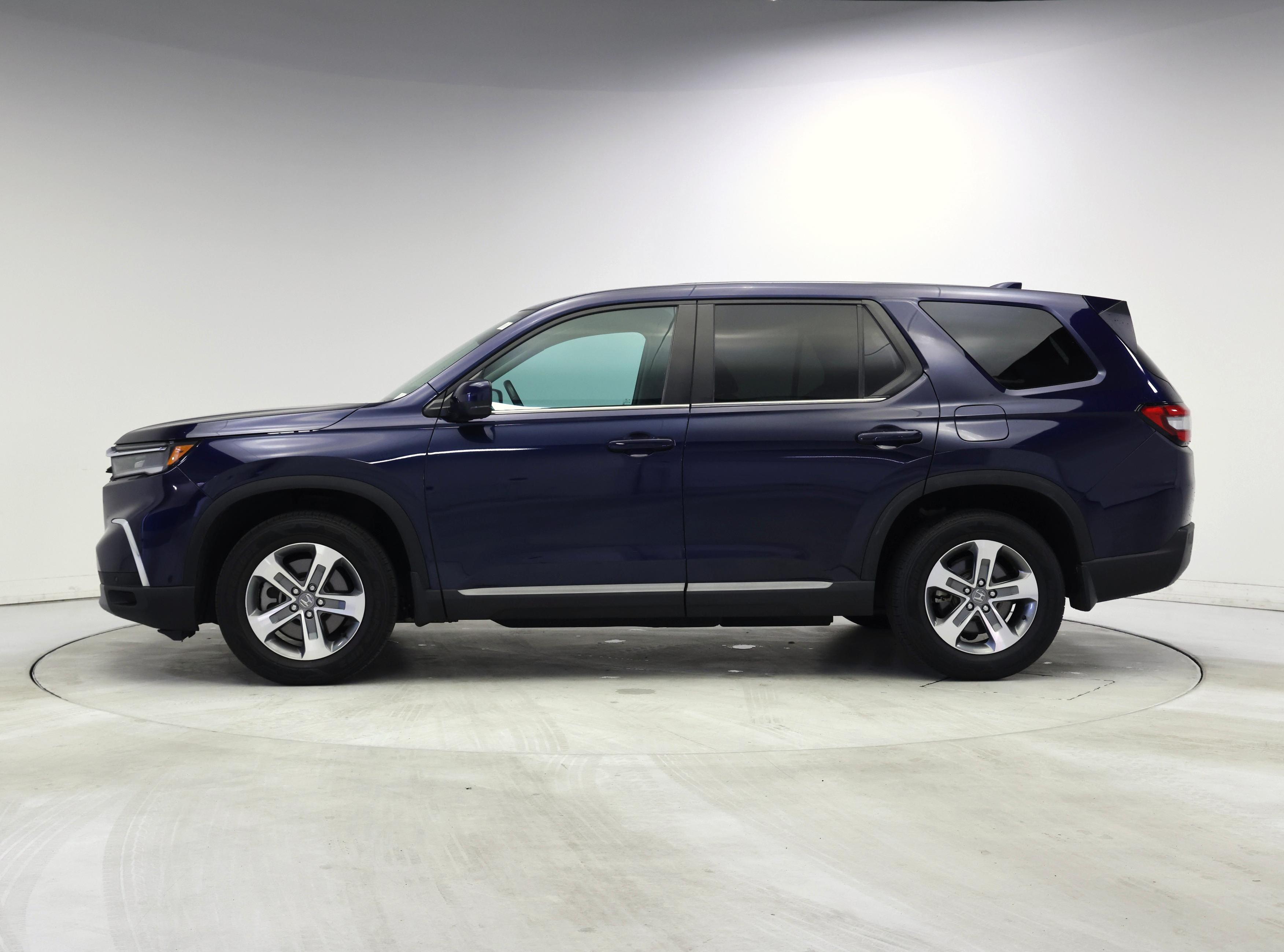 Thumbnail: 2024 Honda Pilot - 3
