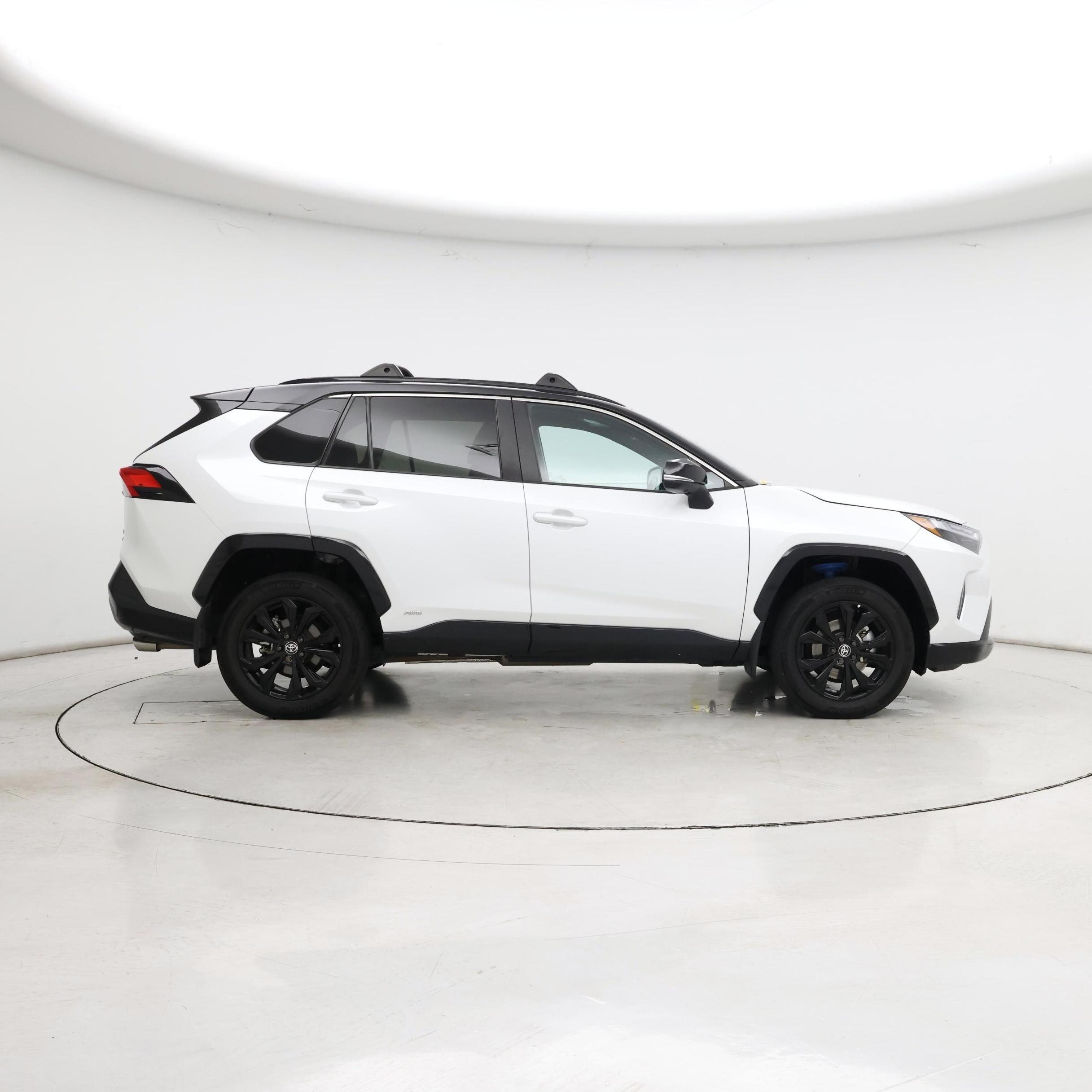 Thumbnail: 2023 Toyota RAV4 - 7