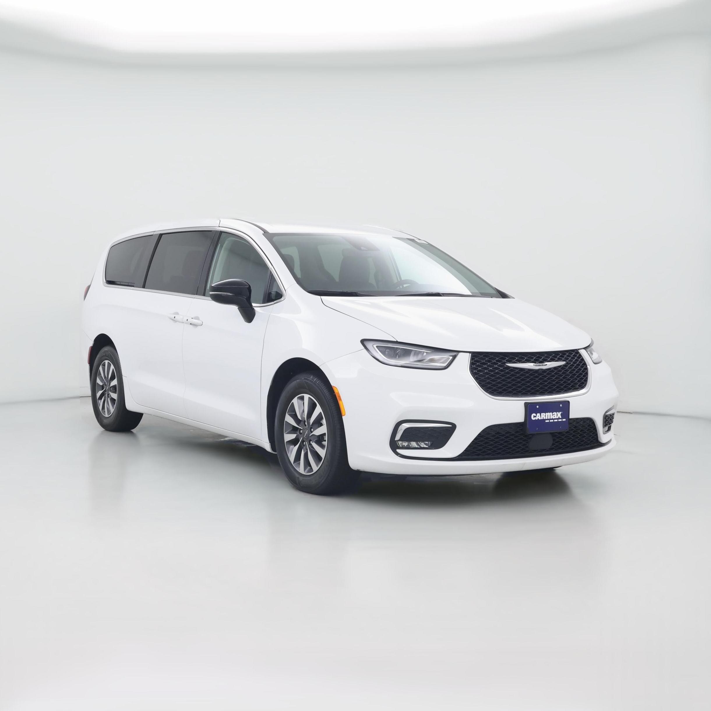 Thumbnail: 2024 Chrysler Pacifica - 1
