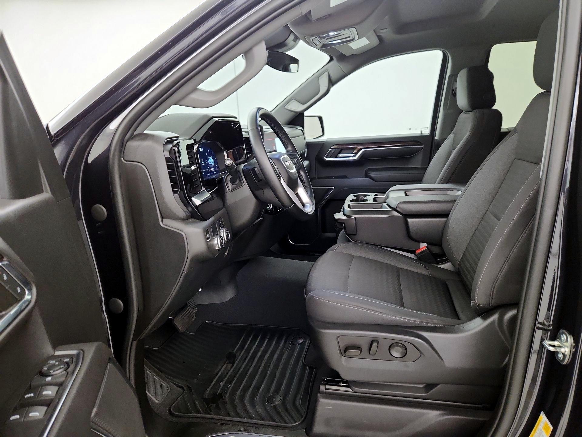 Thumbnail: 2023 GMC Sierra 1500 - 11