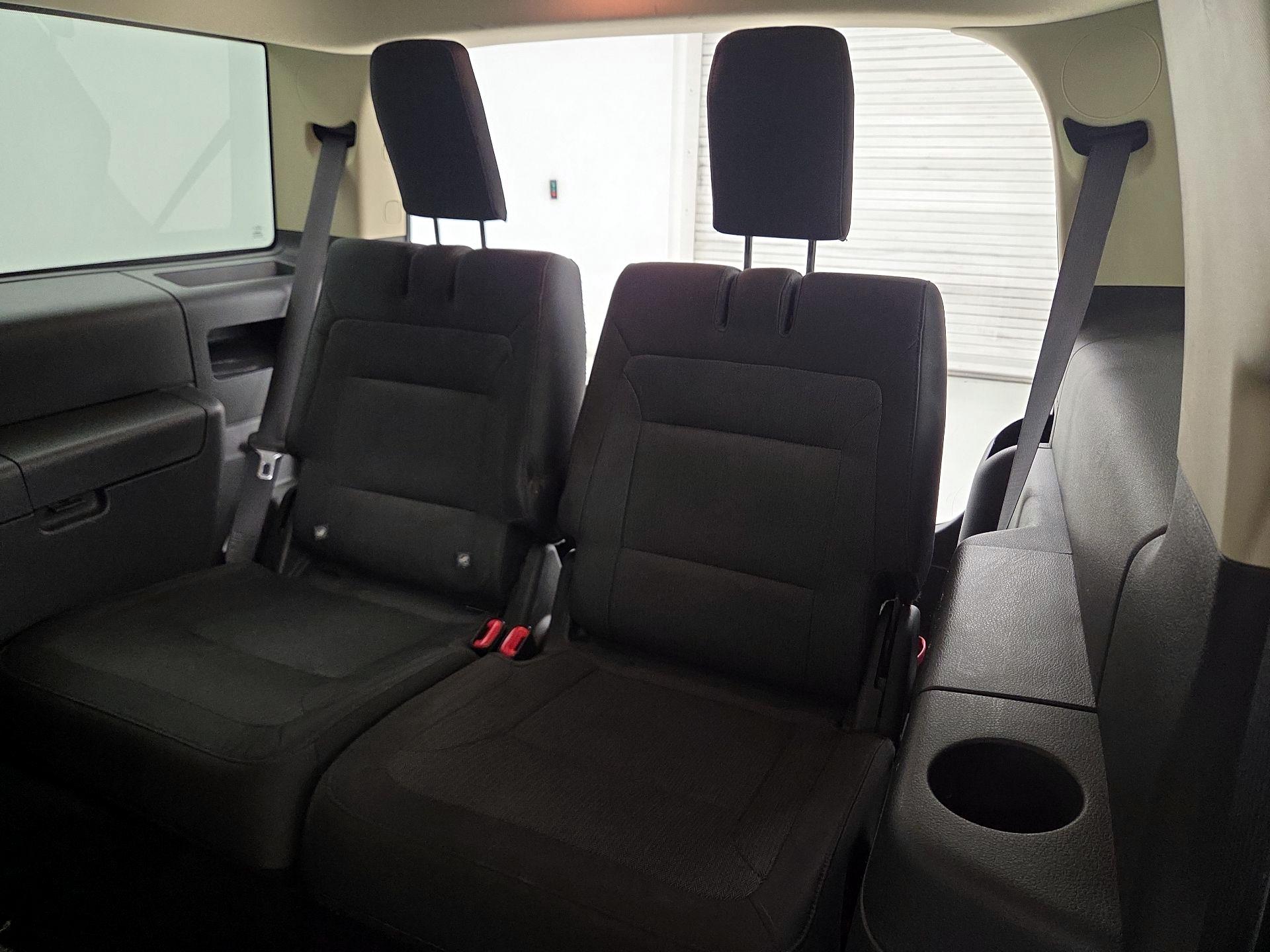 Thumbnail: 2014 Ford Flex - 19