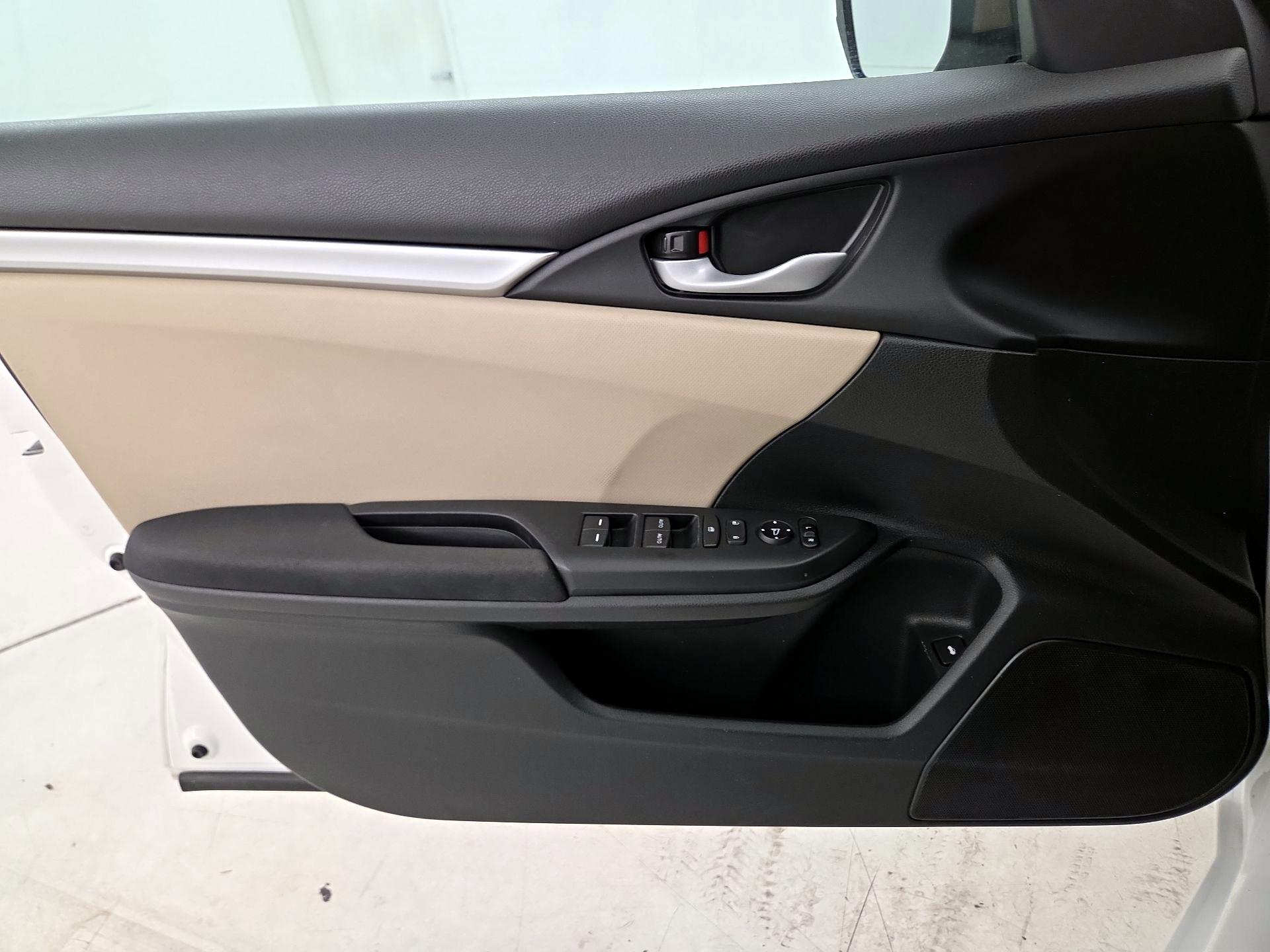 Thumbnail: 2018 Honda Civic - 12