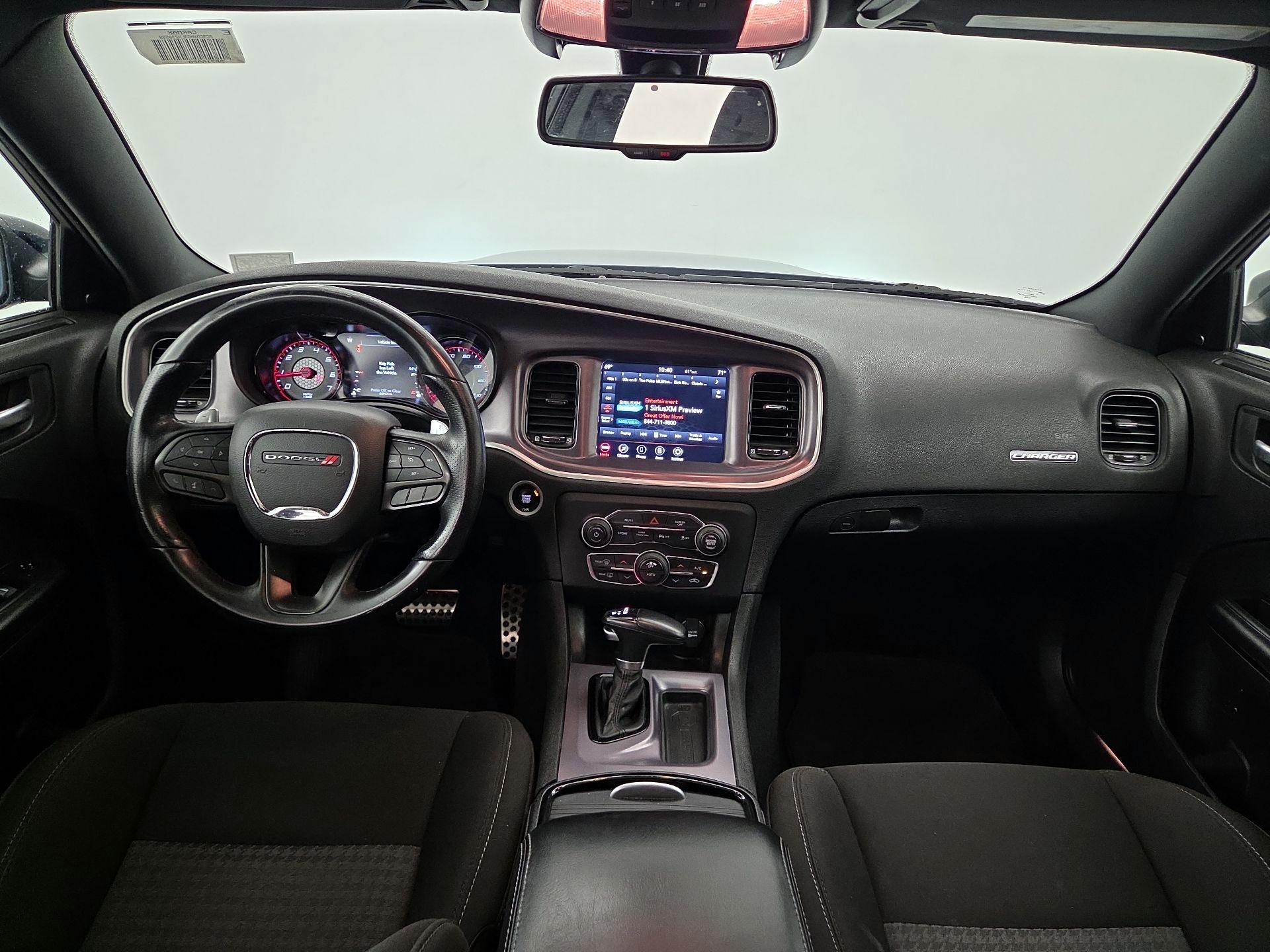 Thumbnail: 2020 Dodge Charger - 9