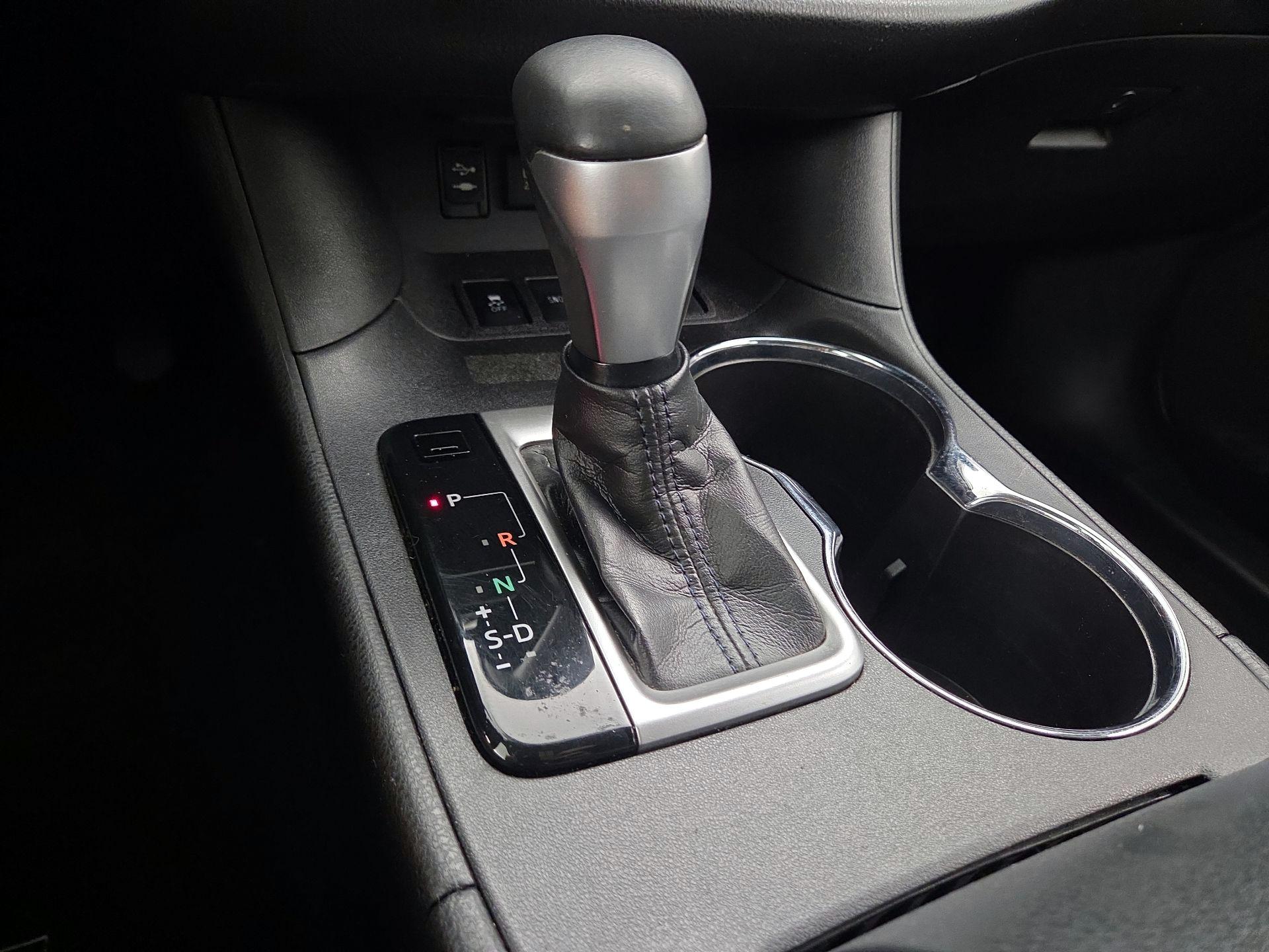 Thumbnail: 2018 Toyota Highlander - 17