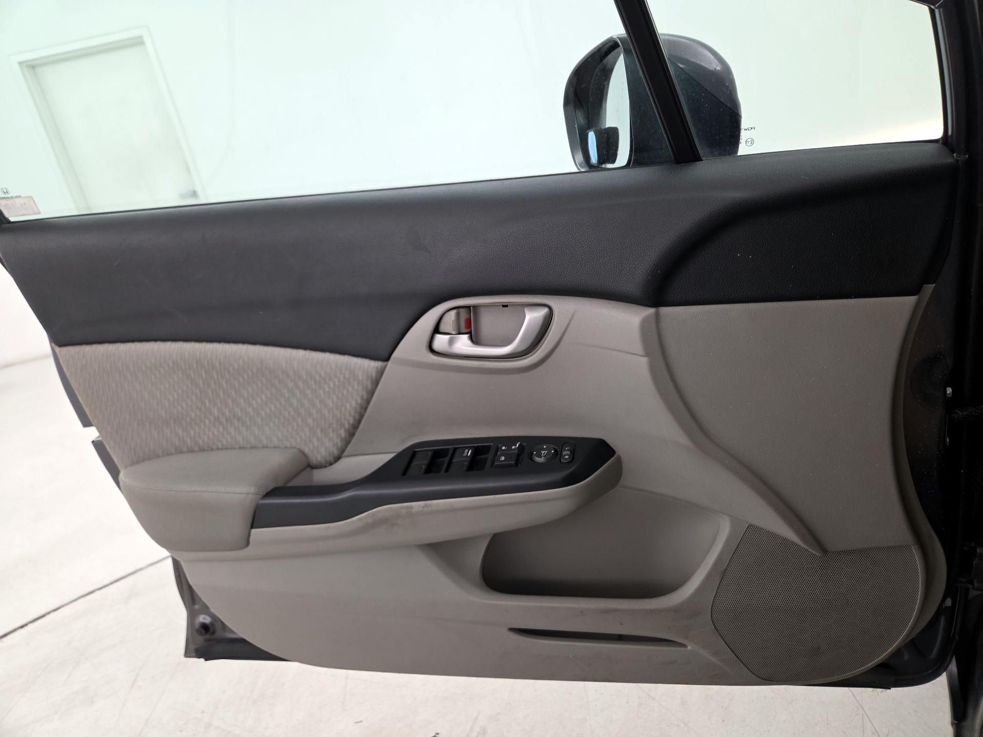 Thumbnail: 2014 Honda Civic - 12
