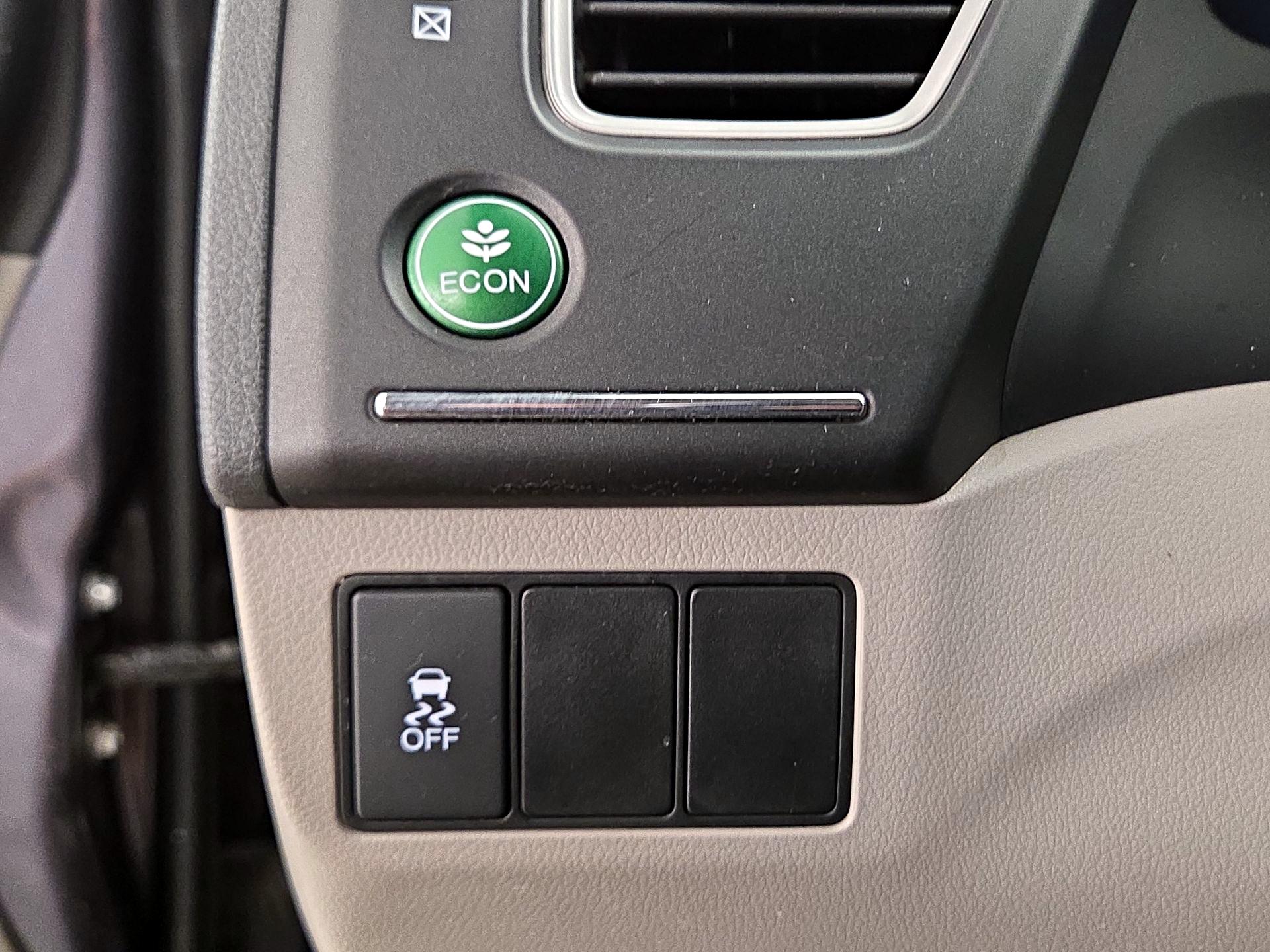 Thumbnail: 2014 Honda Civic - 13