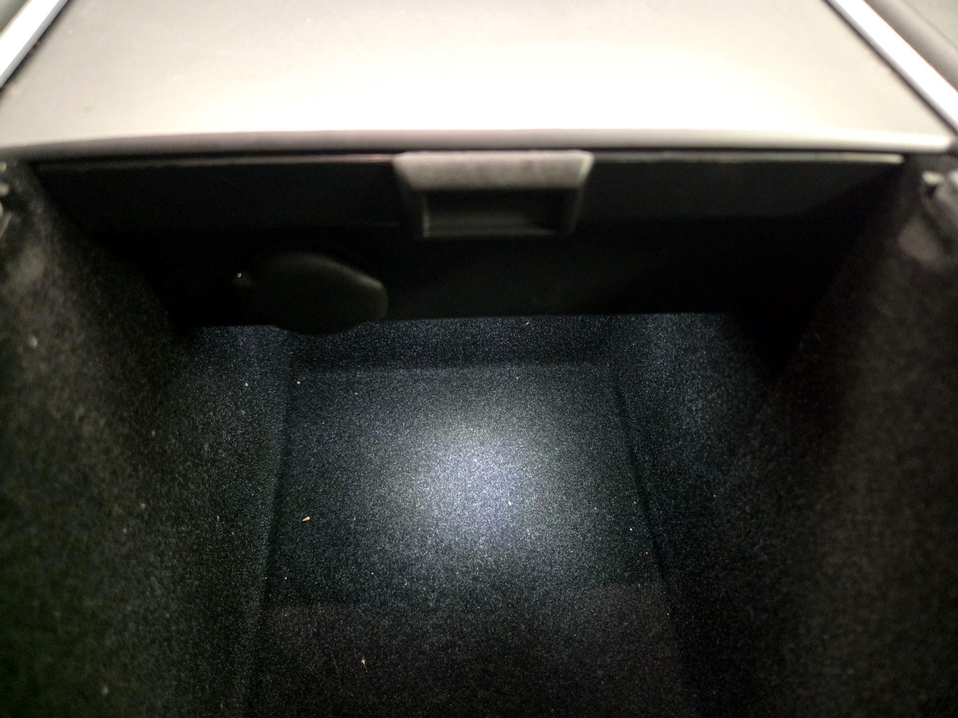 Thumbnail: 2023 Tesla Model 3 - 18