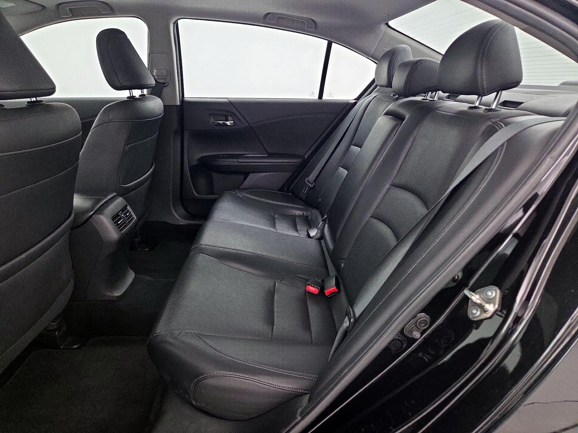 Thumbnail: 2015 Honda Accord - 20