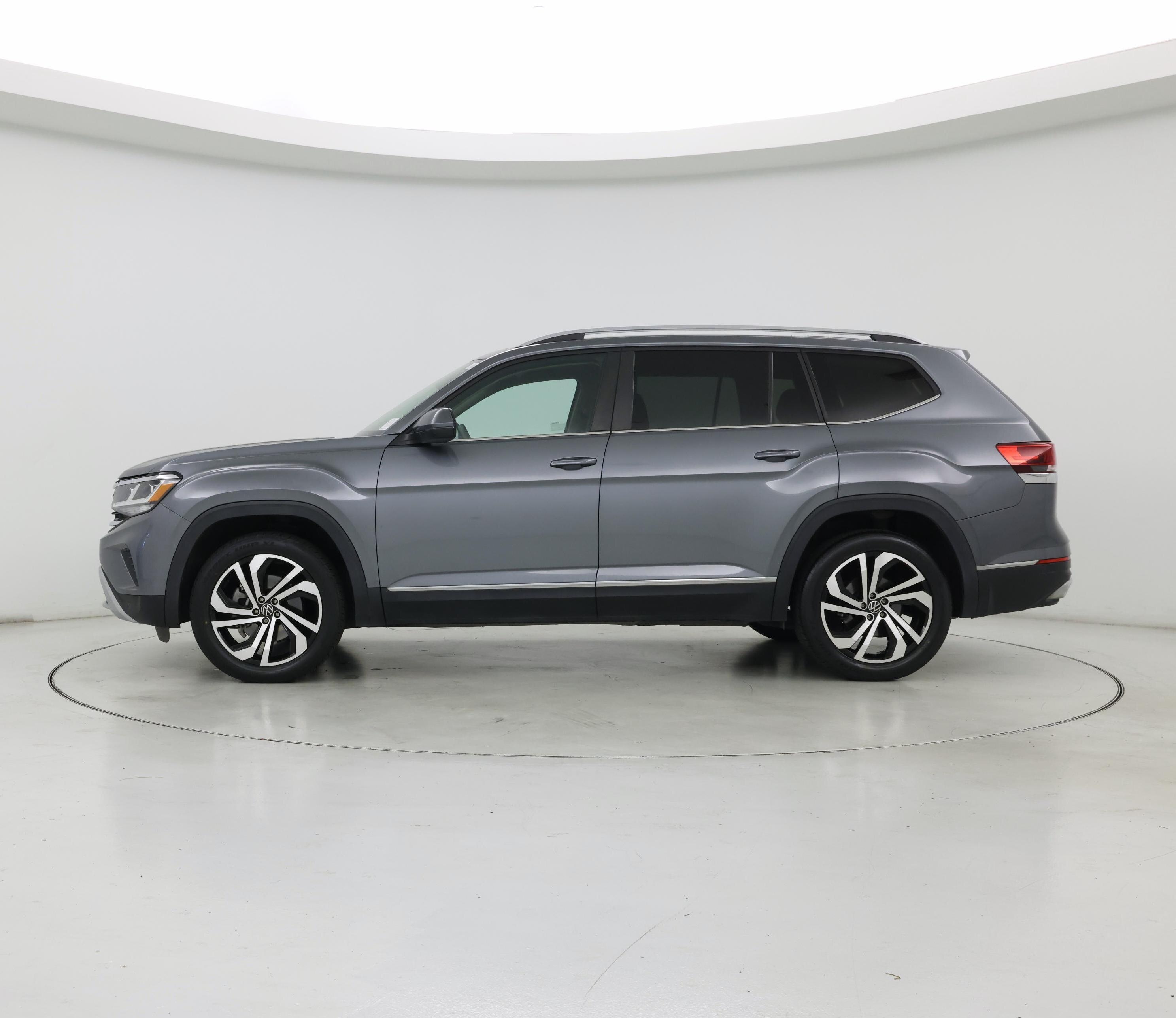 Thumbnail: 2022 Volkswagen Atlas - 3