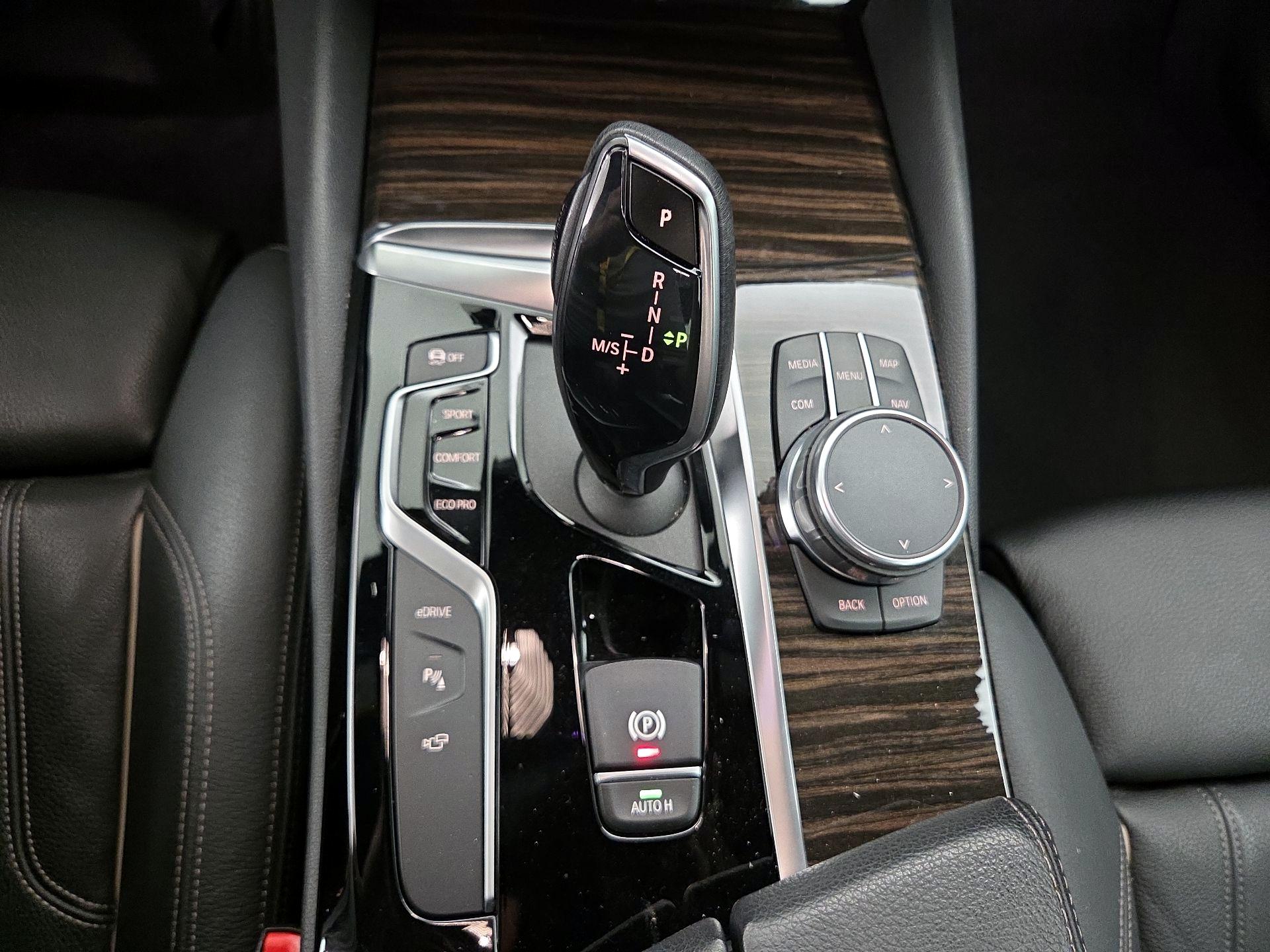 Thumbnail: 2019 BMW 5 Series - 18