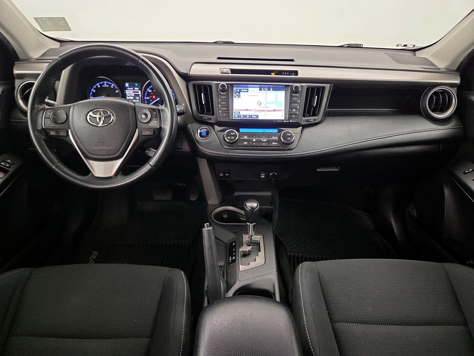 Thumbnail: 2018 Toyota RAV4 - 9