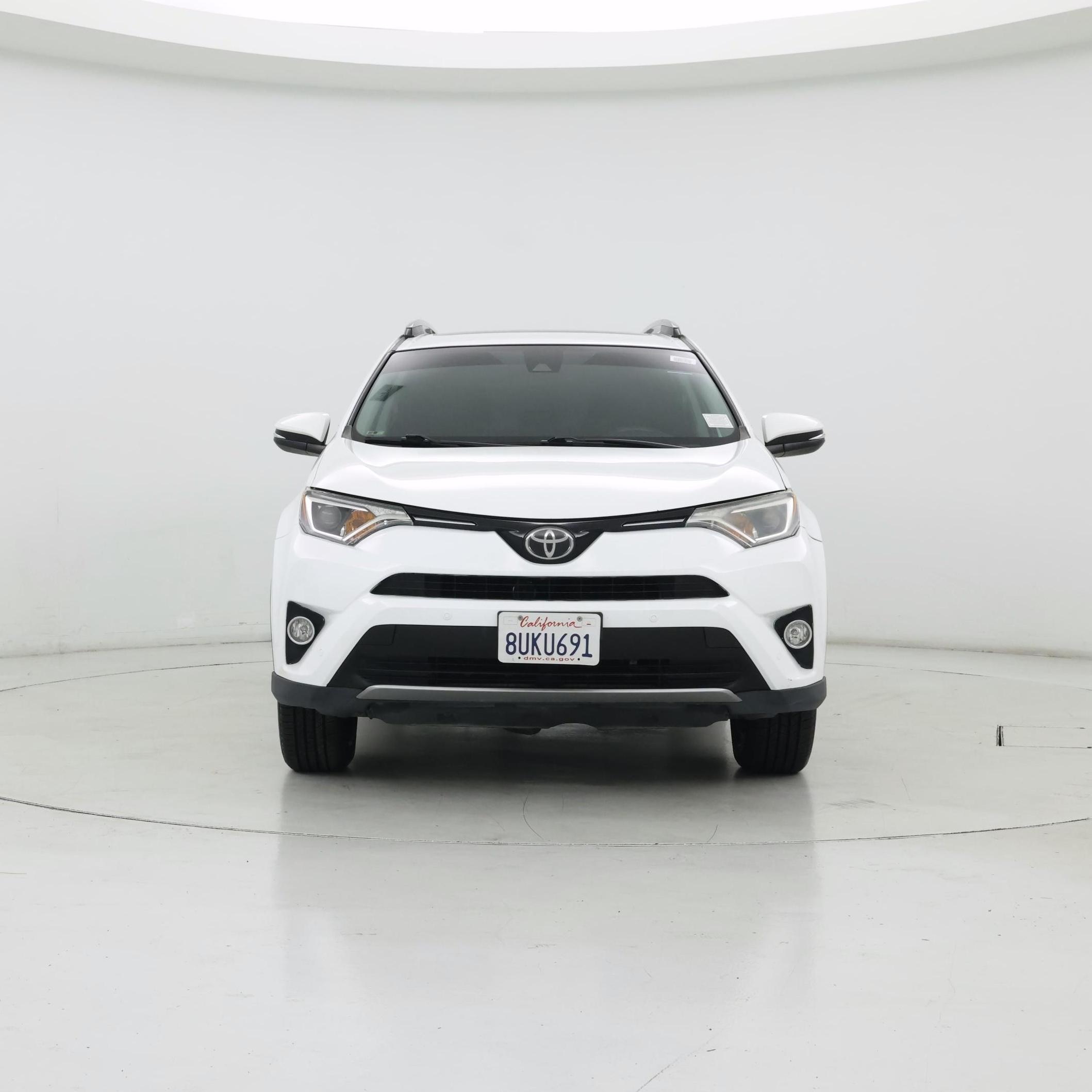 Thumbnail: 2018 Toyota RAV4 - 5