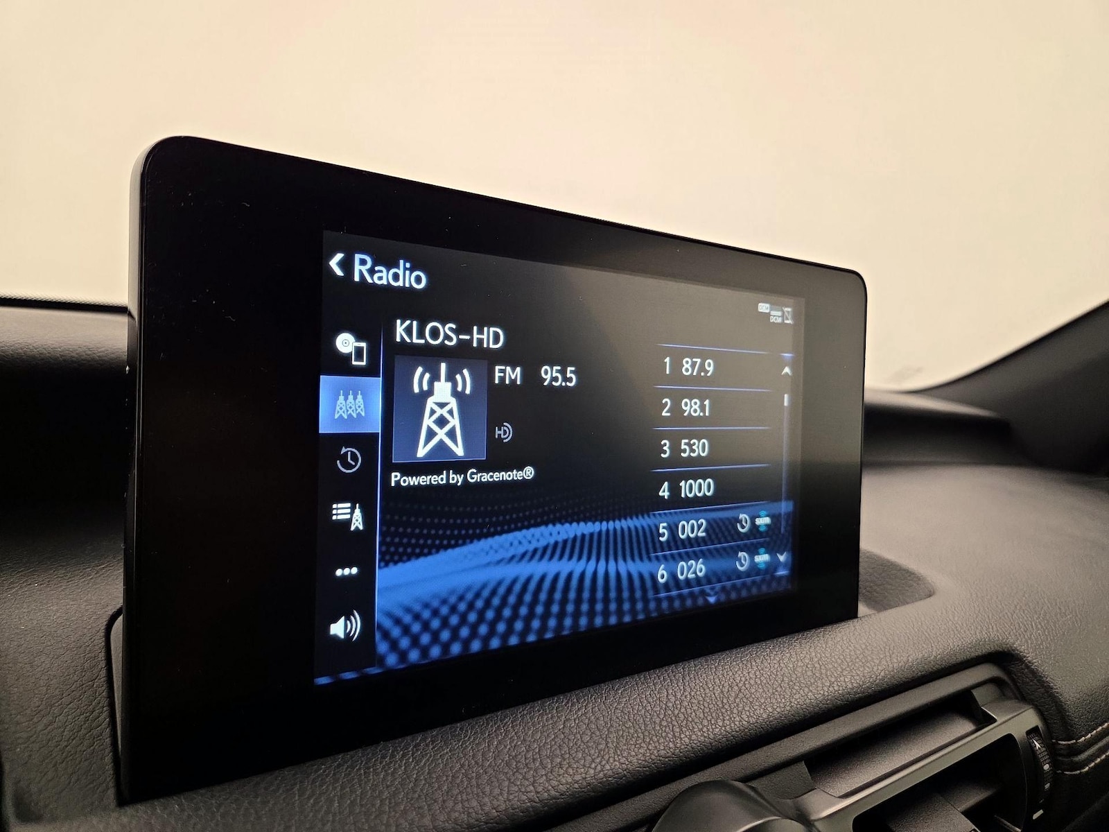 2023 Lexus IS 350 F SPORT - Photo 16