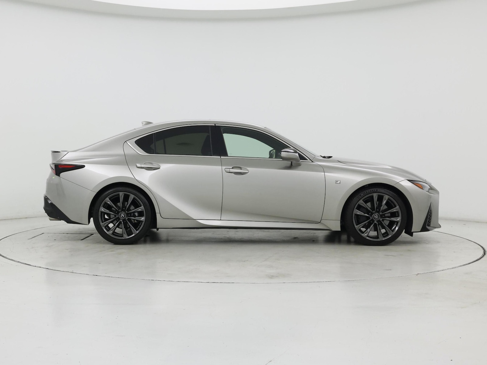2023 Lexus IS 350 F SPORT - Photo 8