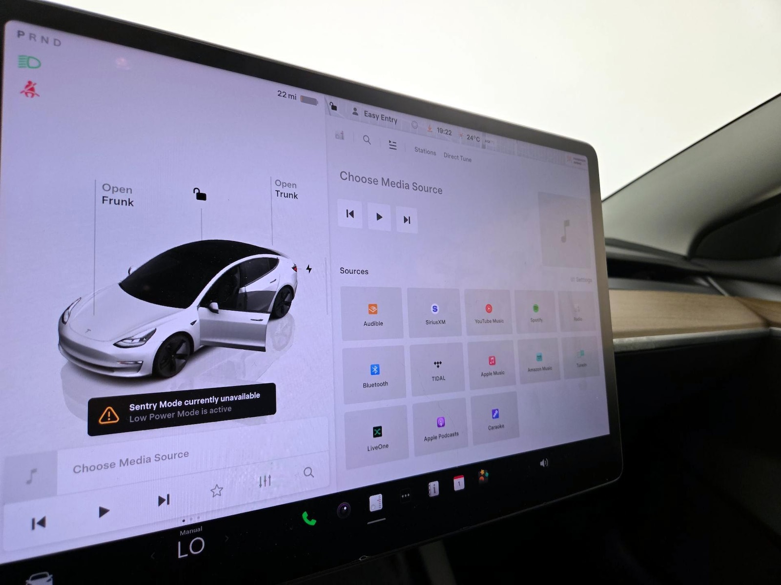 2022 Tesla Model 3 Base - Photo 16