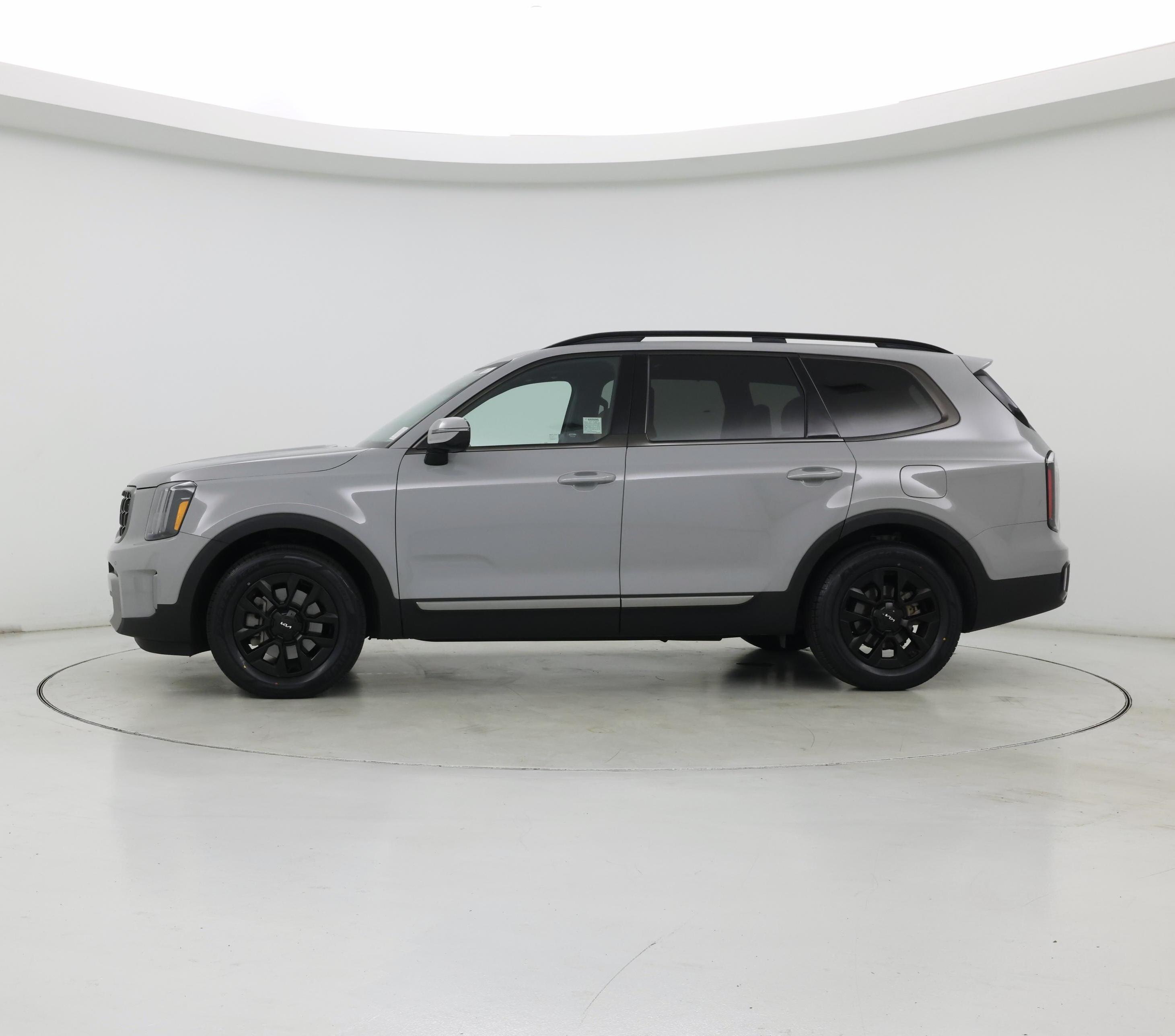 Thumbnail: 2023 Kia Telluride - 3
