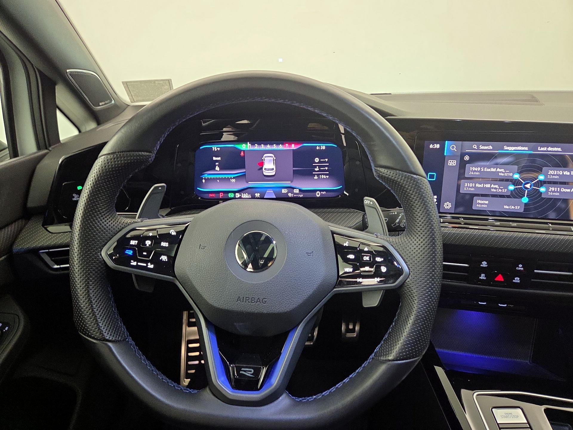 Thumbnail: 2023 Volkswagen Golf - 10