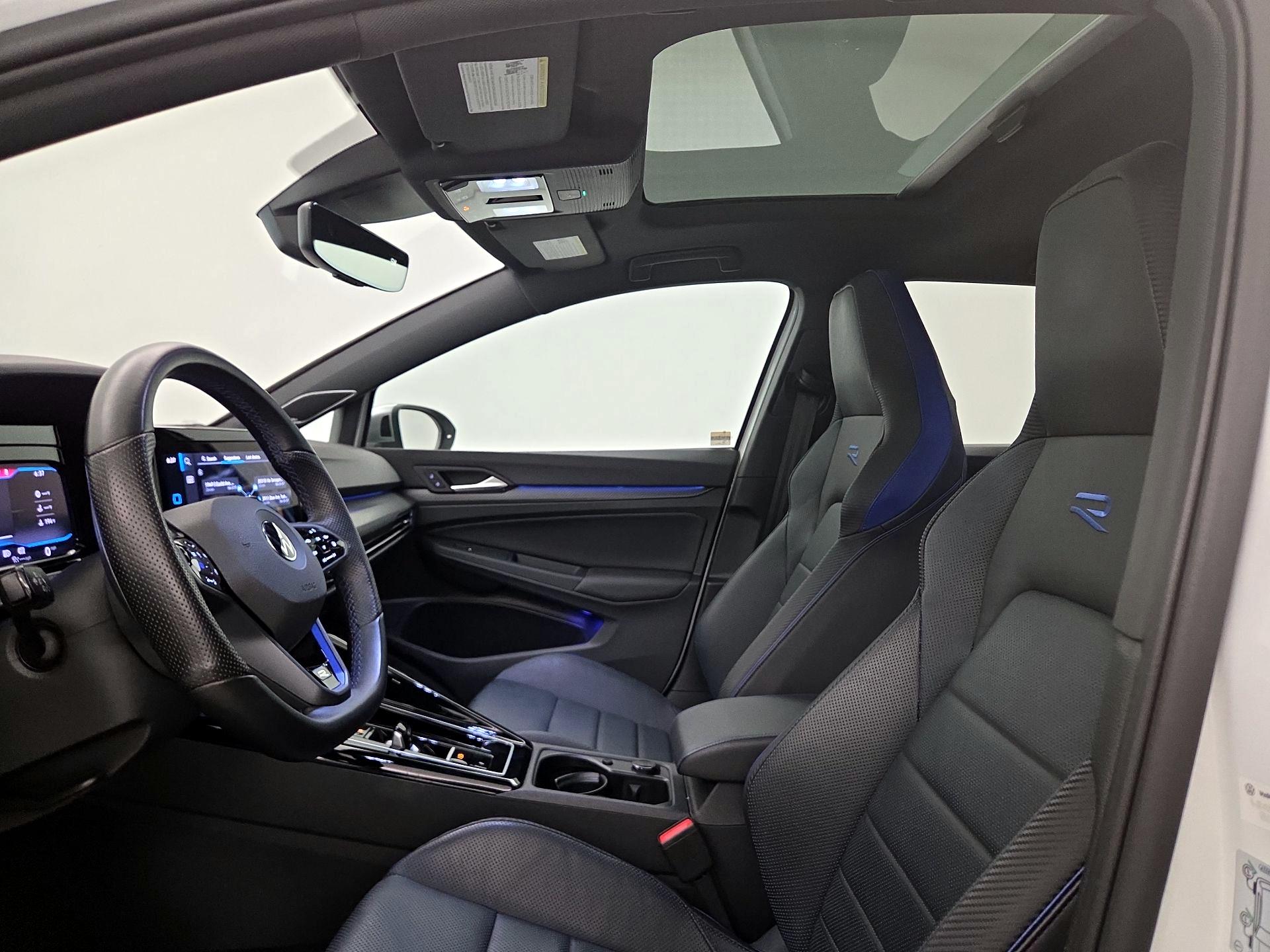 Thumbnail: 2023 Volkswagen Golf - 20