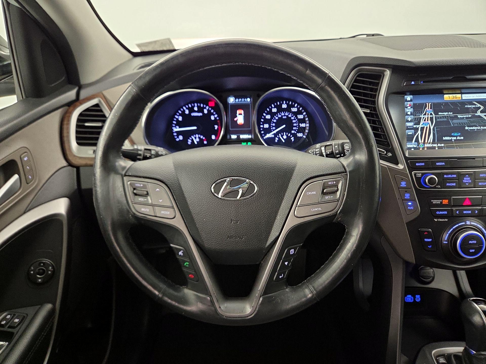 Thumbnail: 2017 Hyundai Santa Fe - 10