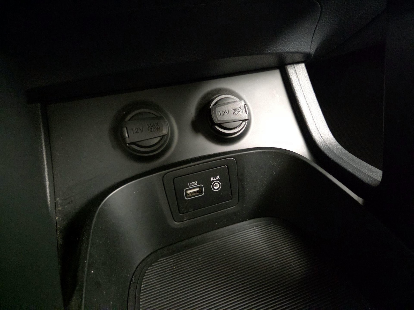2017 Hyundai Santa Fe Limited Ultimate - Photo 20