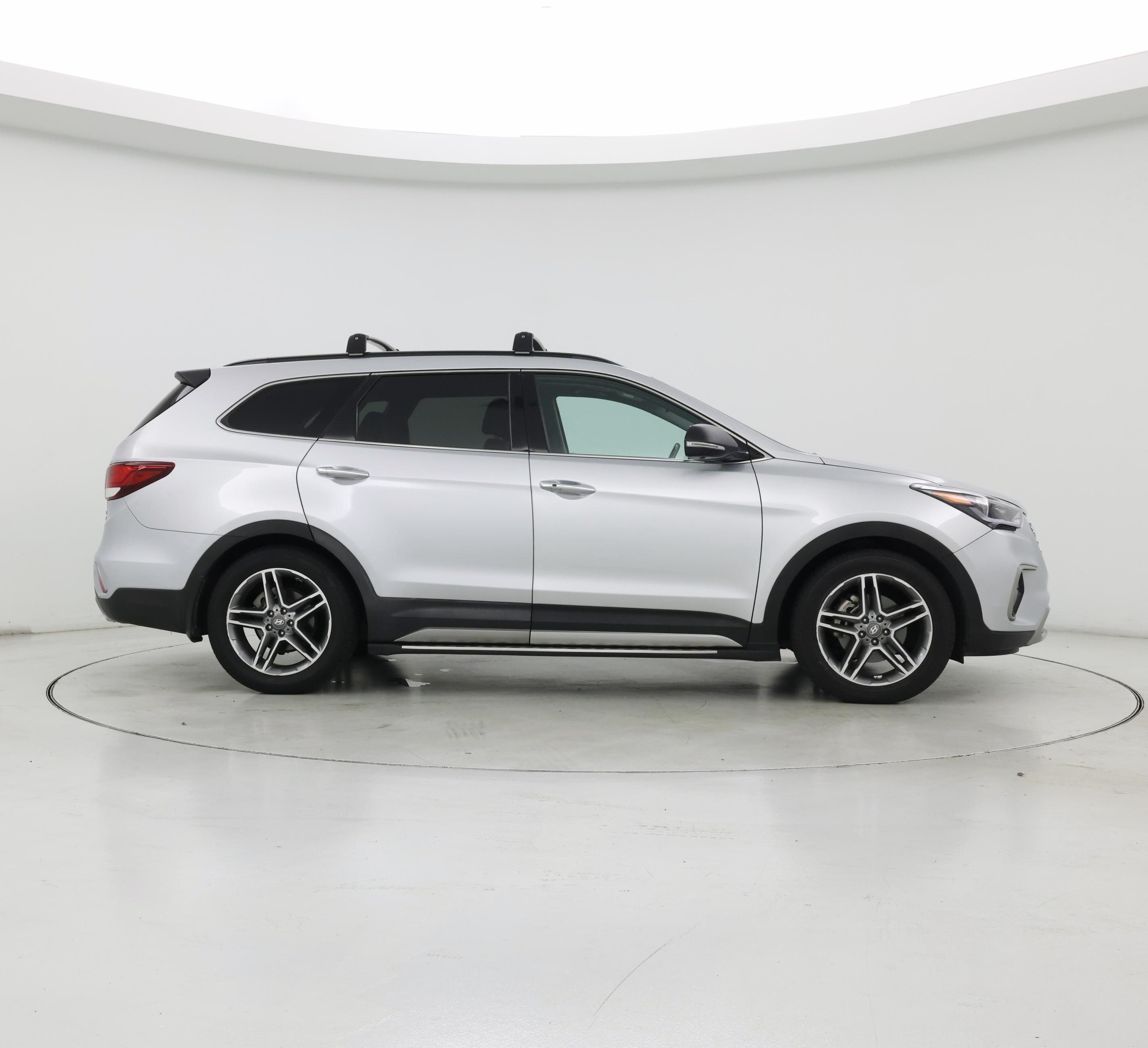 Thumbnail: 2017 Hyundai Santa Fe - 7