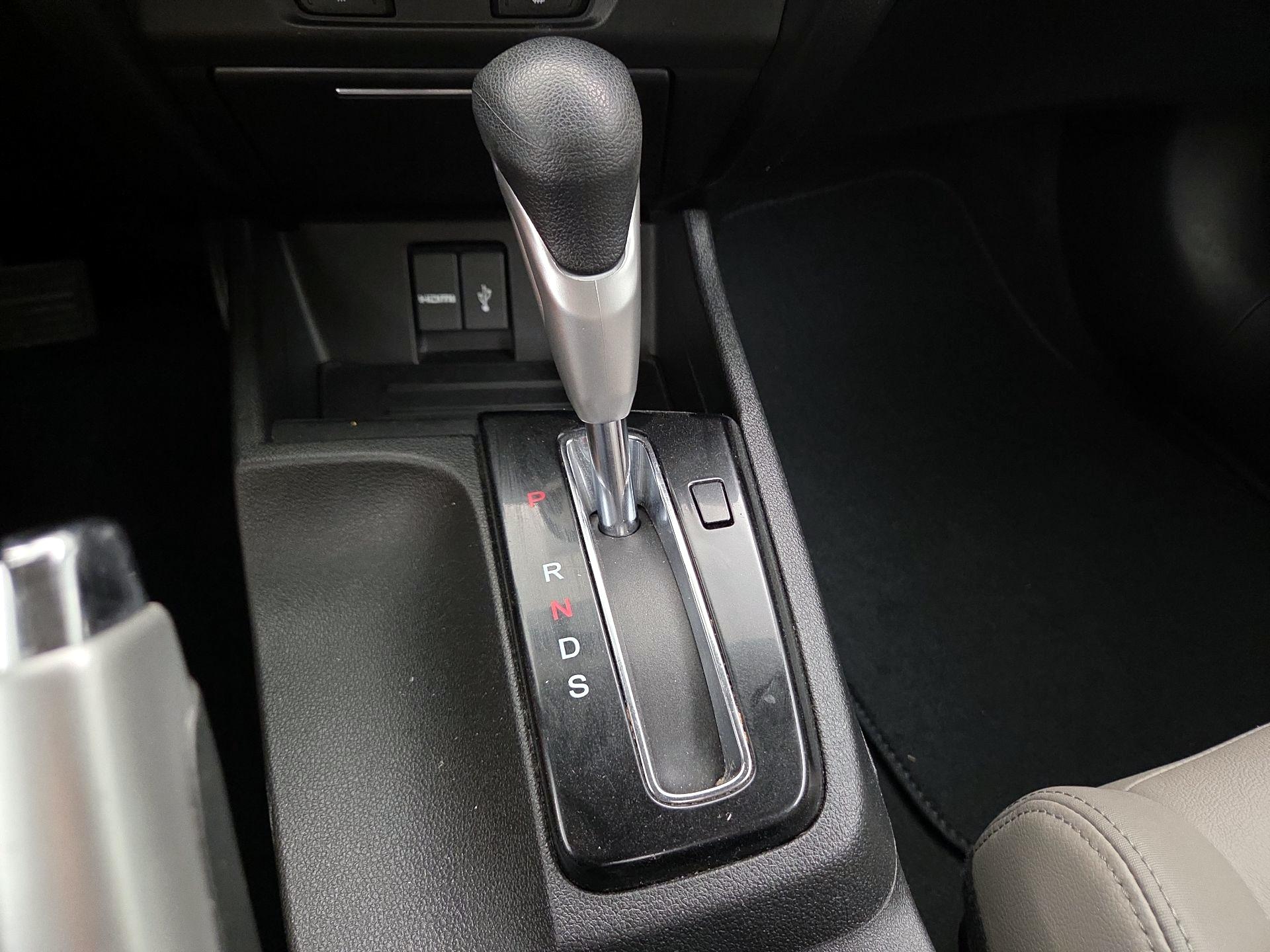 Thumbnail: 2014 Honda Civic - 17