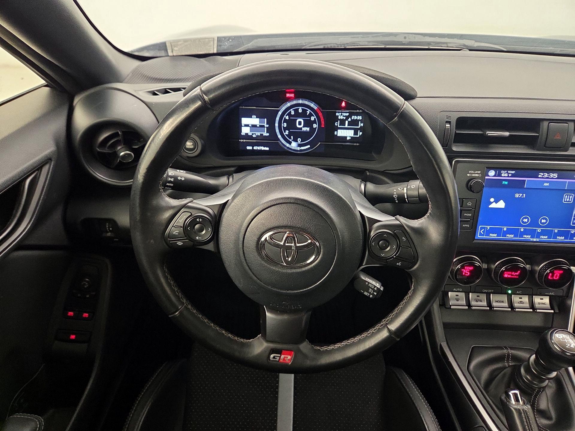 Thumbnail: 2023 Toyota GR86 - 10