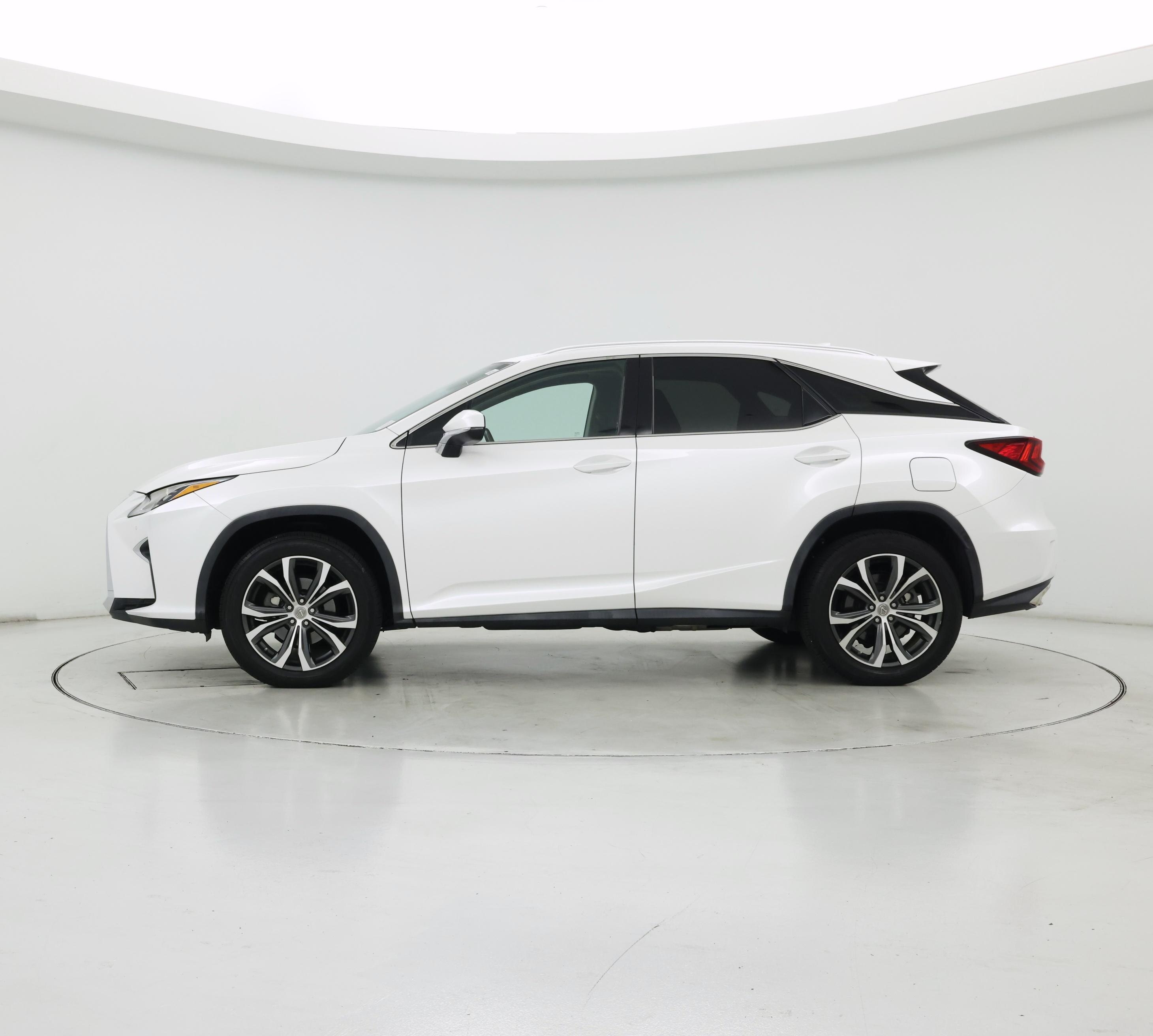 Thumbnail: 2017 Lexus RX - 3