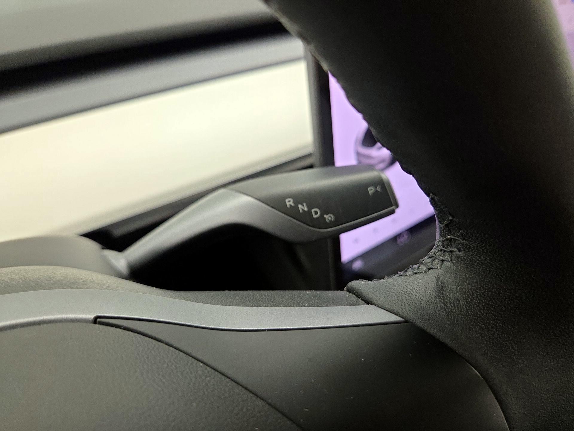 Thumbnail: 2022 Tesla Model Y - 17