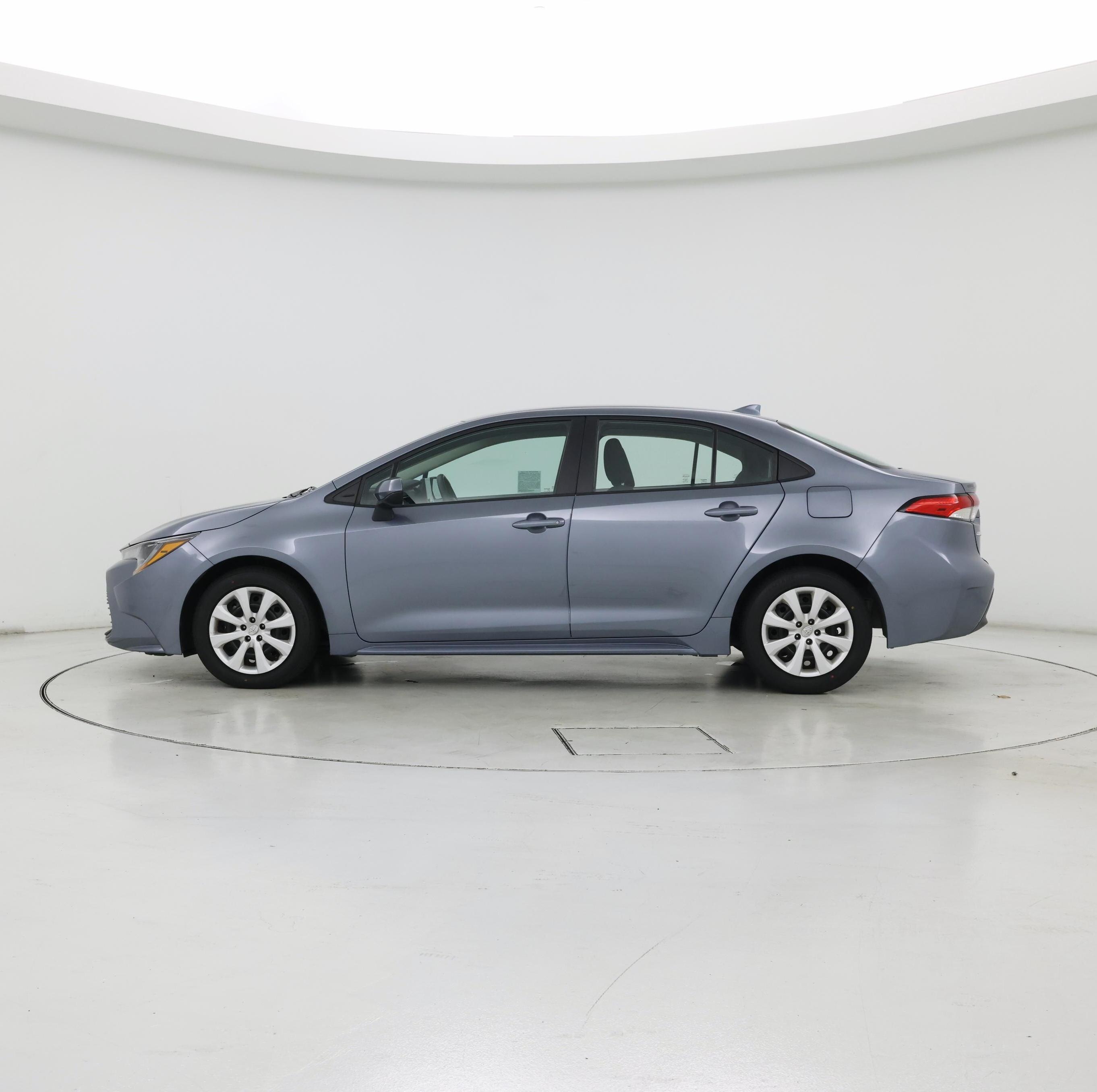 Thumbnail: 2024 Toyota Corolla - 3