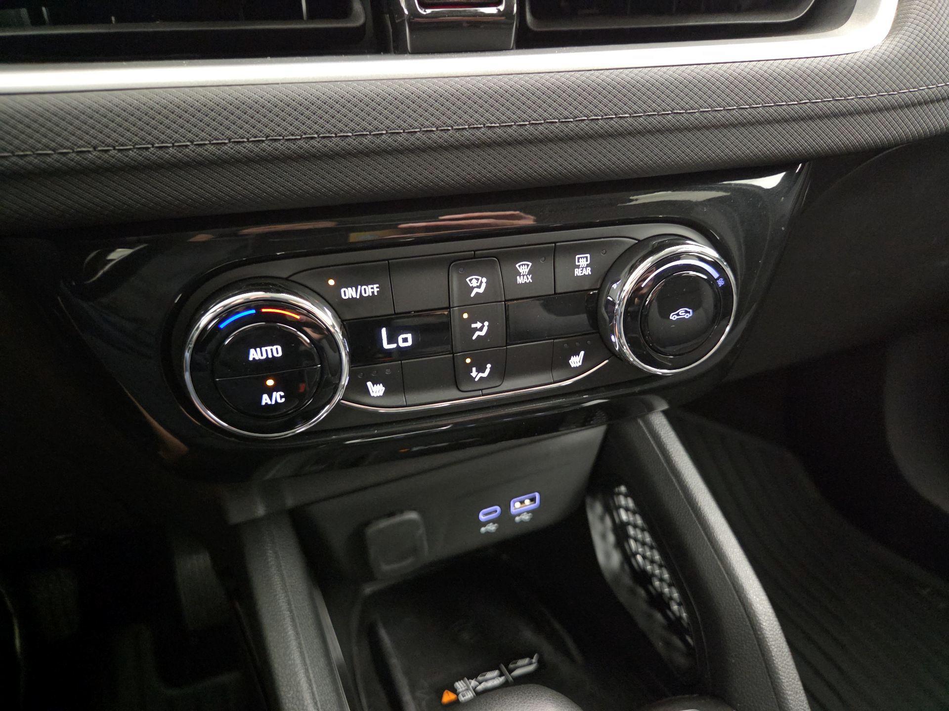 Thumbnail: 2024 Chevrolet TrailBlazer - 16