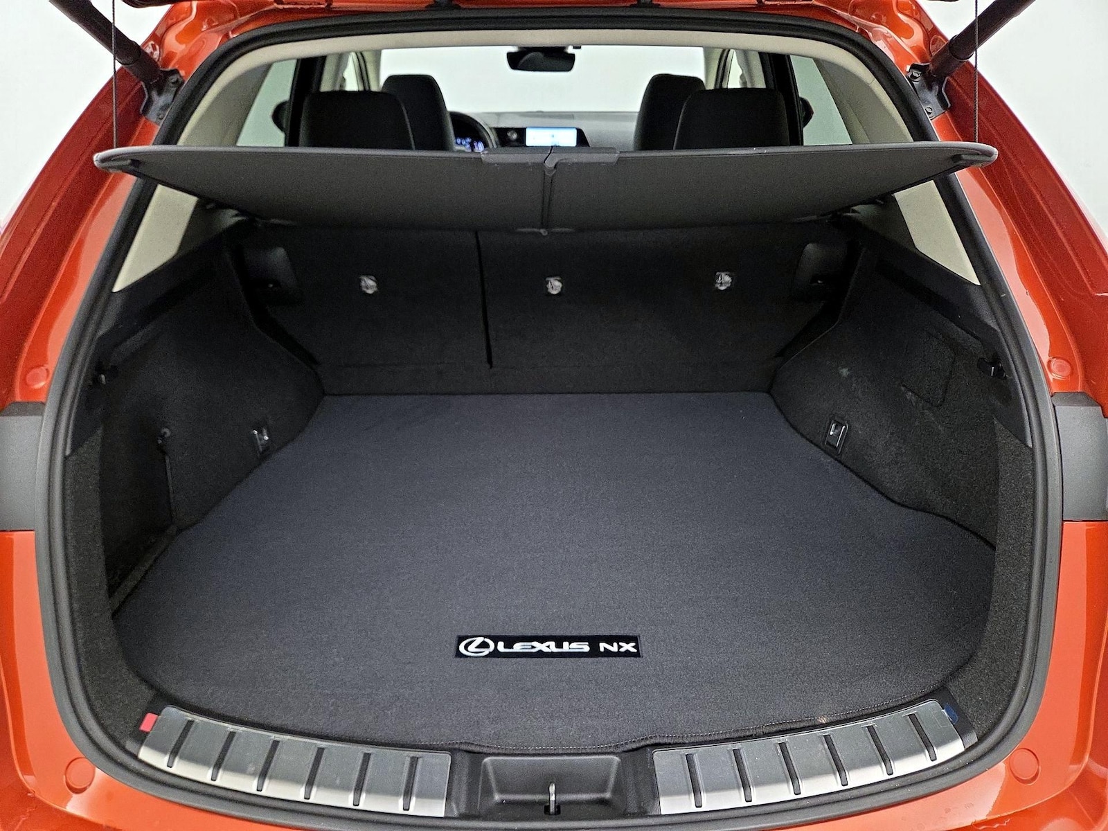 2022 Lexus NX 250 - Photo 22