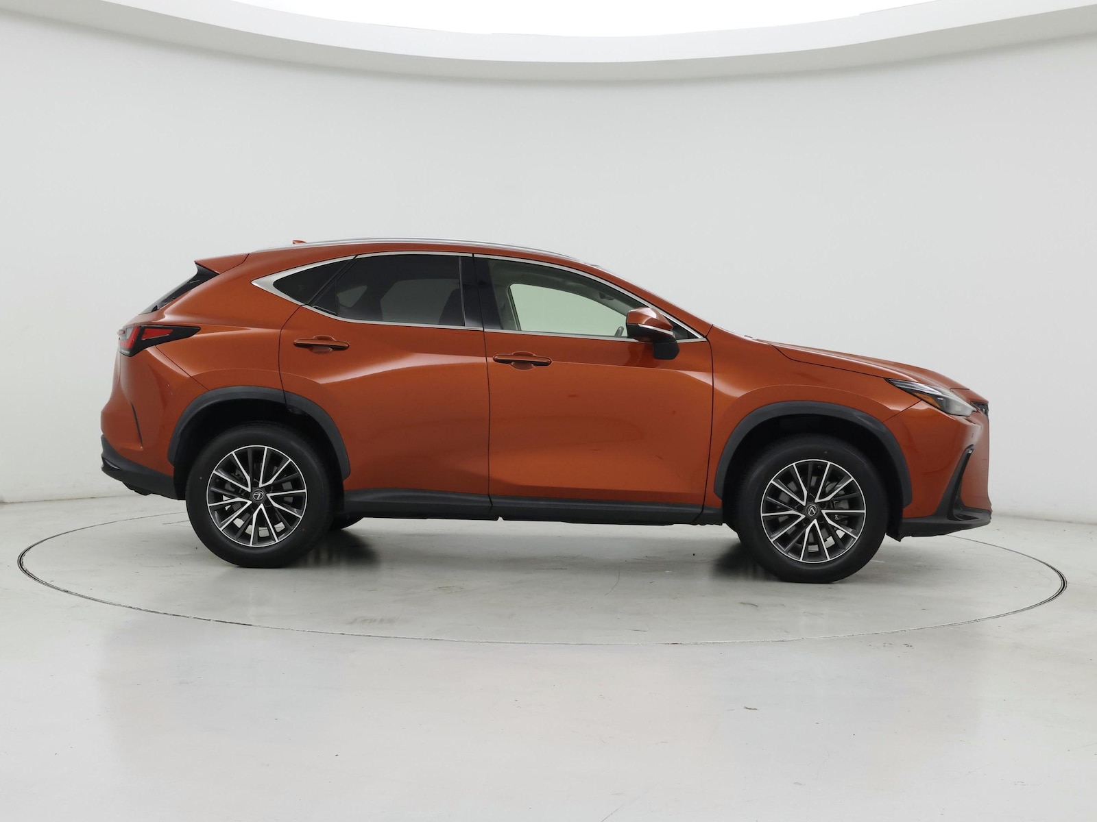 2022 Lexus NX 250 - Photo 8