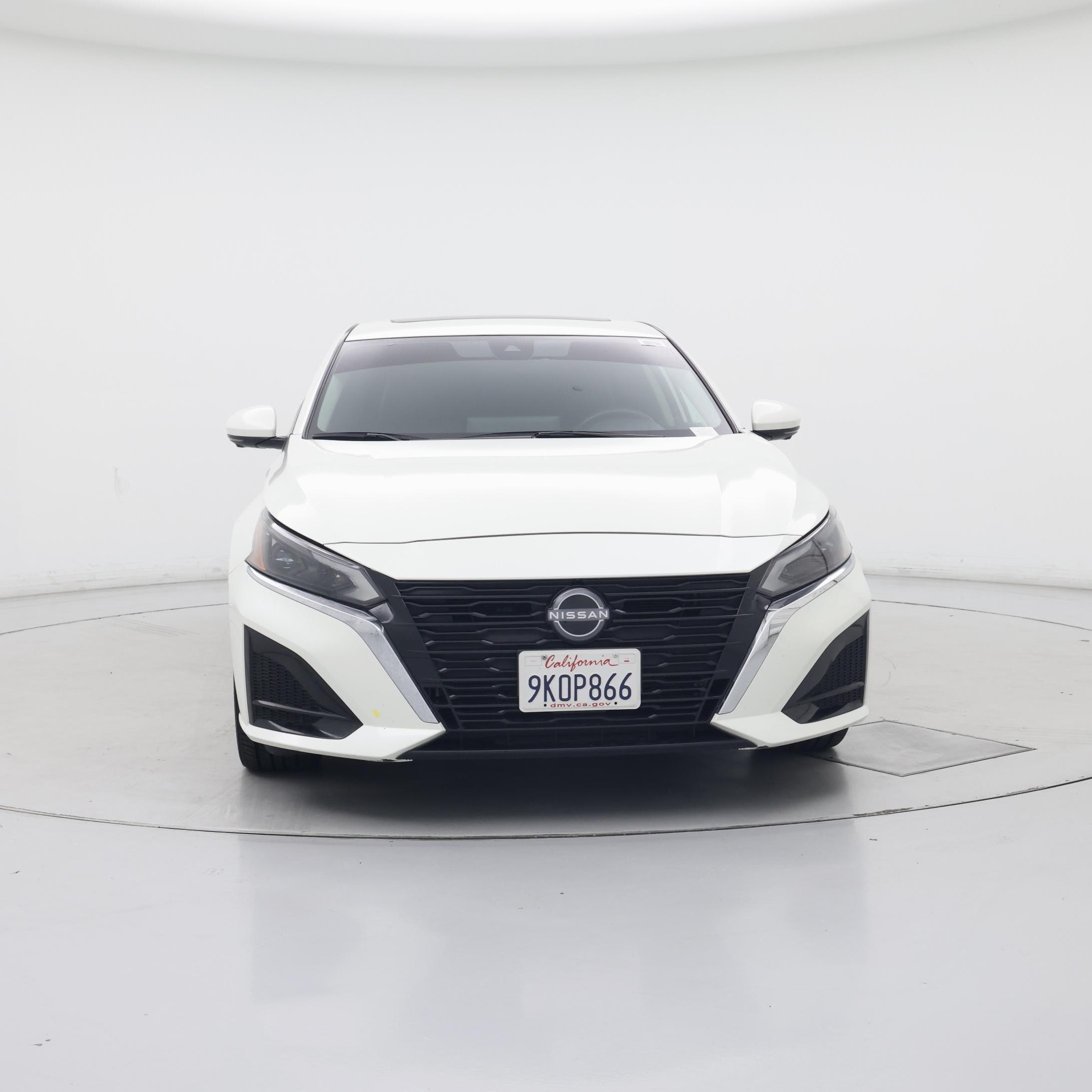 Thumbnail: 2023 Nissan Altima - 5