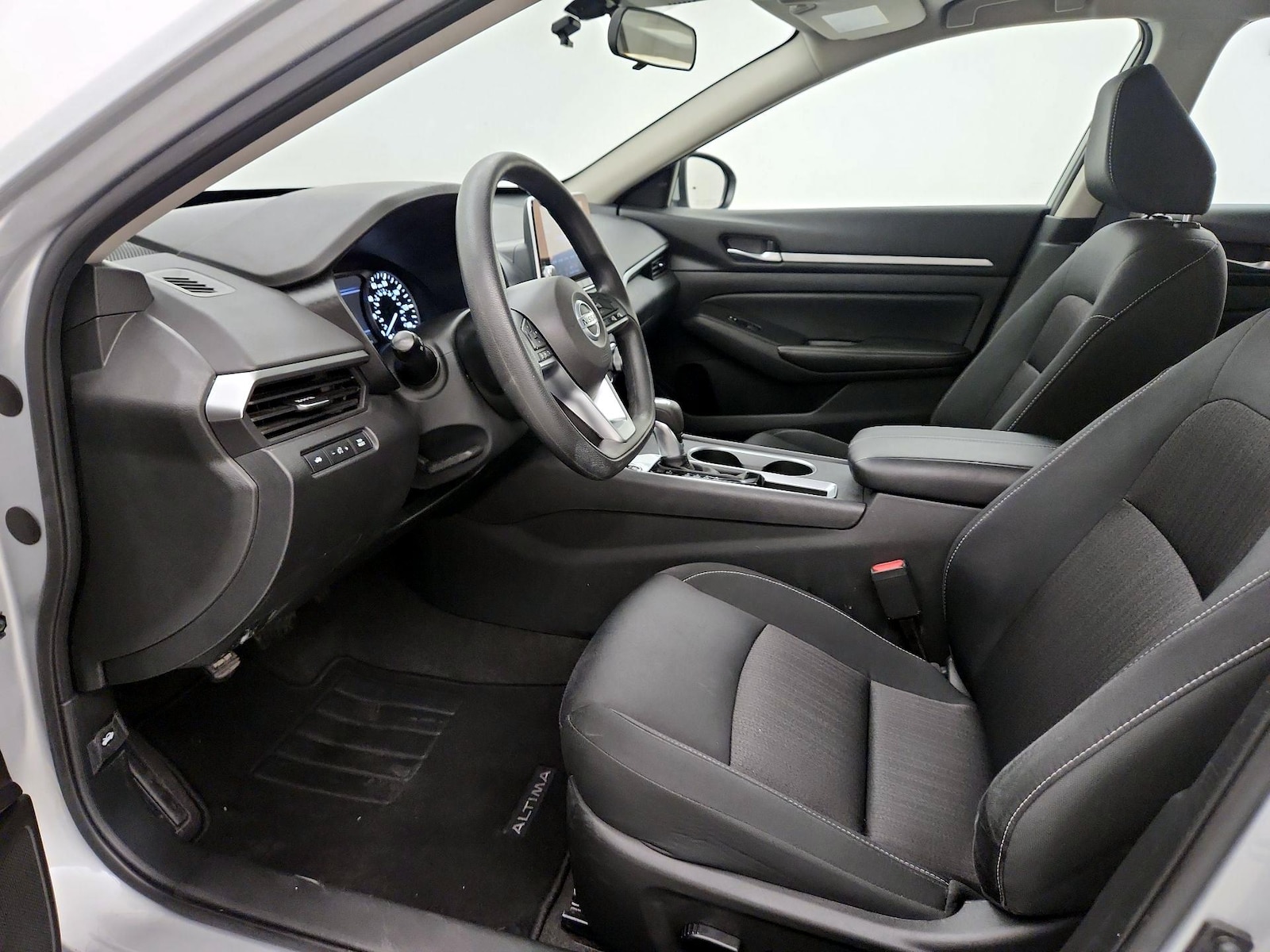 2022 Nissan Altima SV - Photo 12
