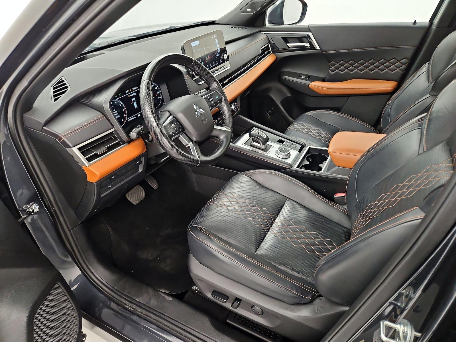 2024 Mitsubishi Outlander SEL - Photo 12