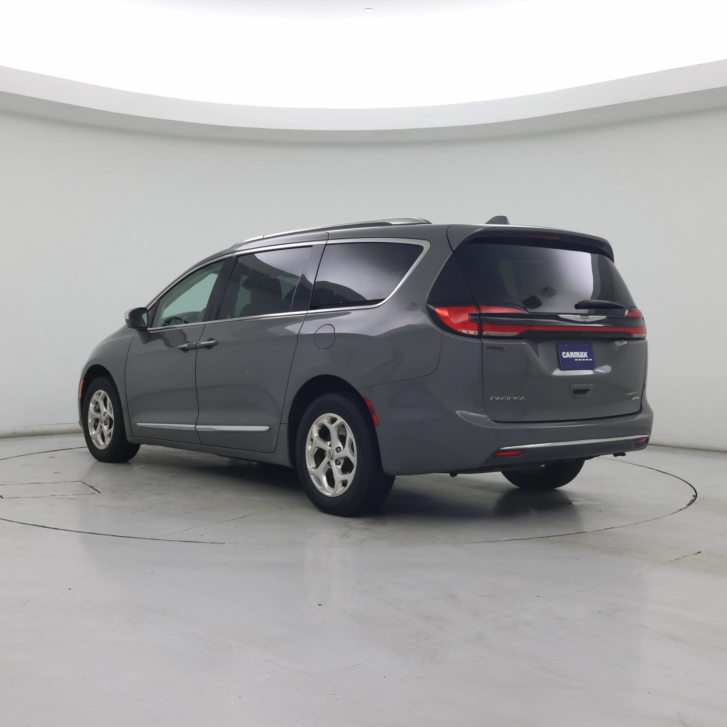 Thumbnail: 2021 Chrysler Pacifica - 2