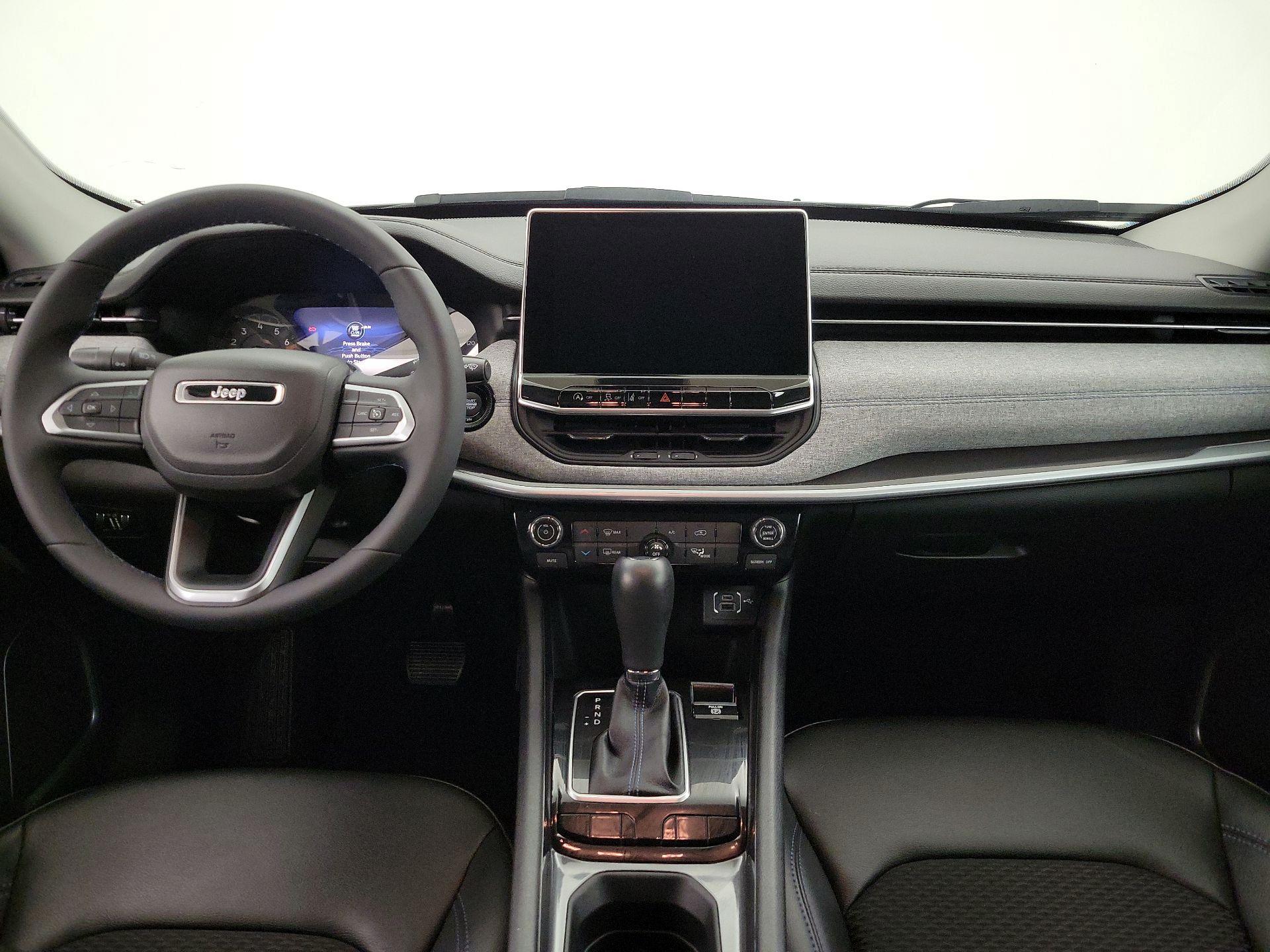 Thumbnail: 2022 Jeep Compass - 9