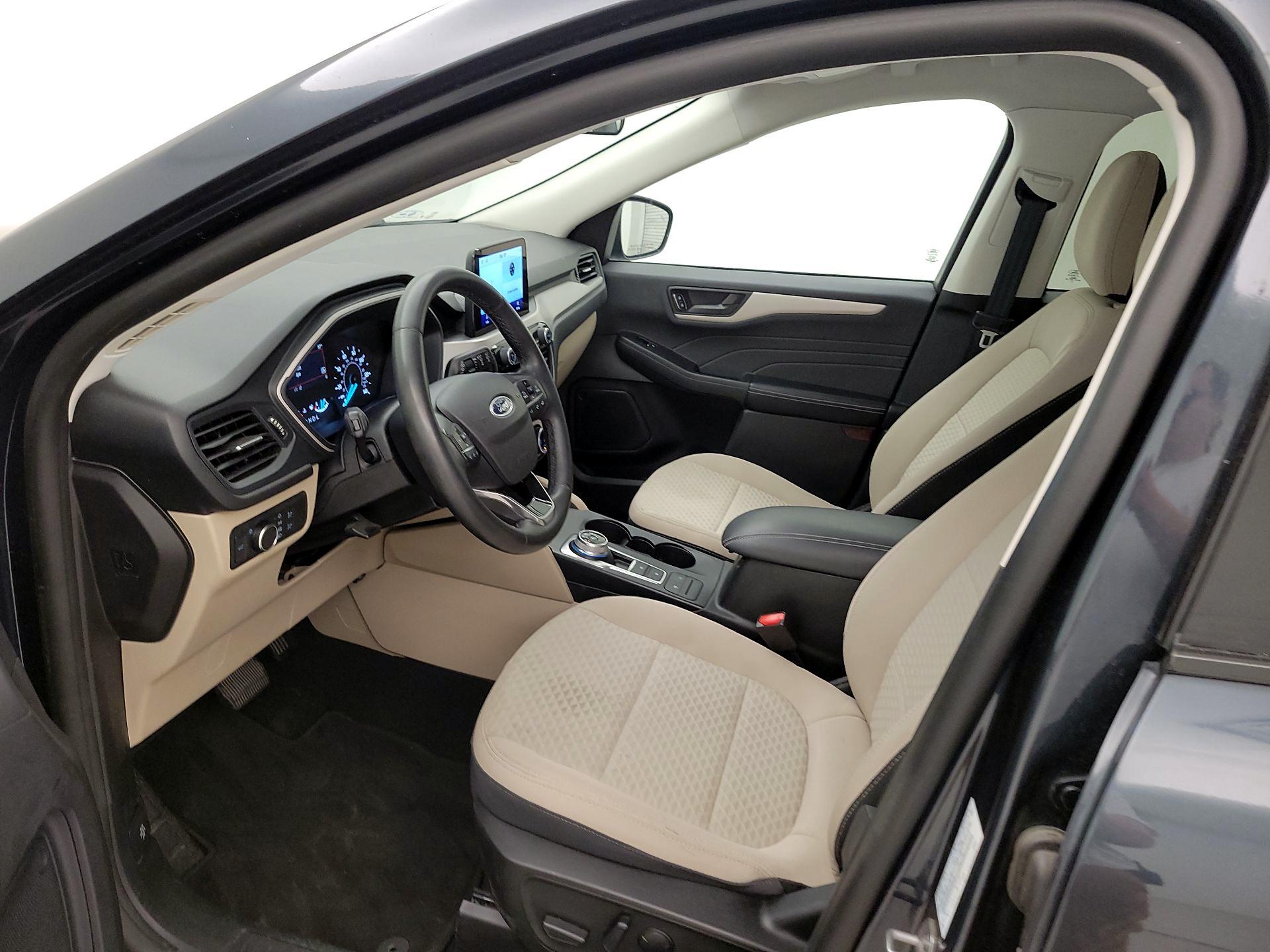Thumbnail: 2022 Ford Escape - 11