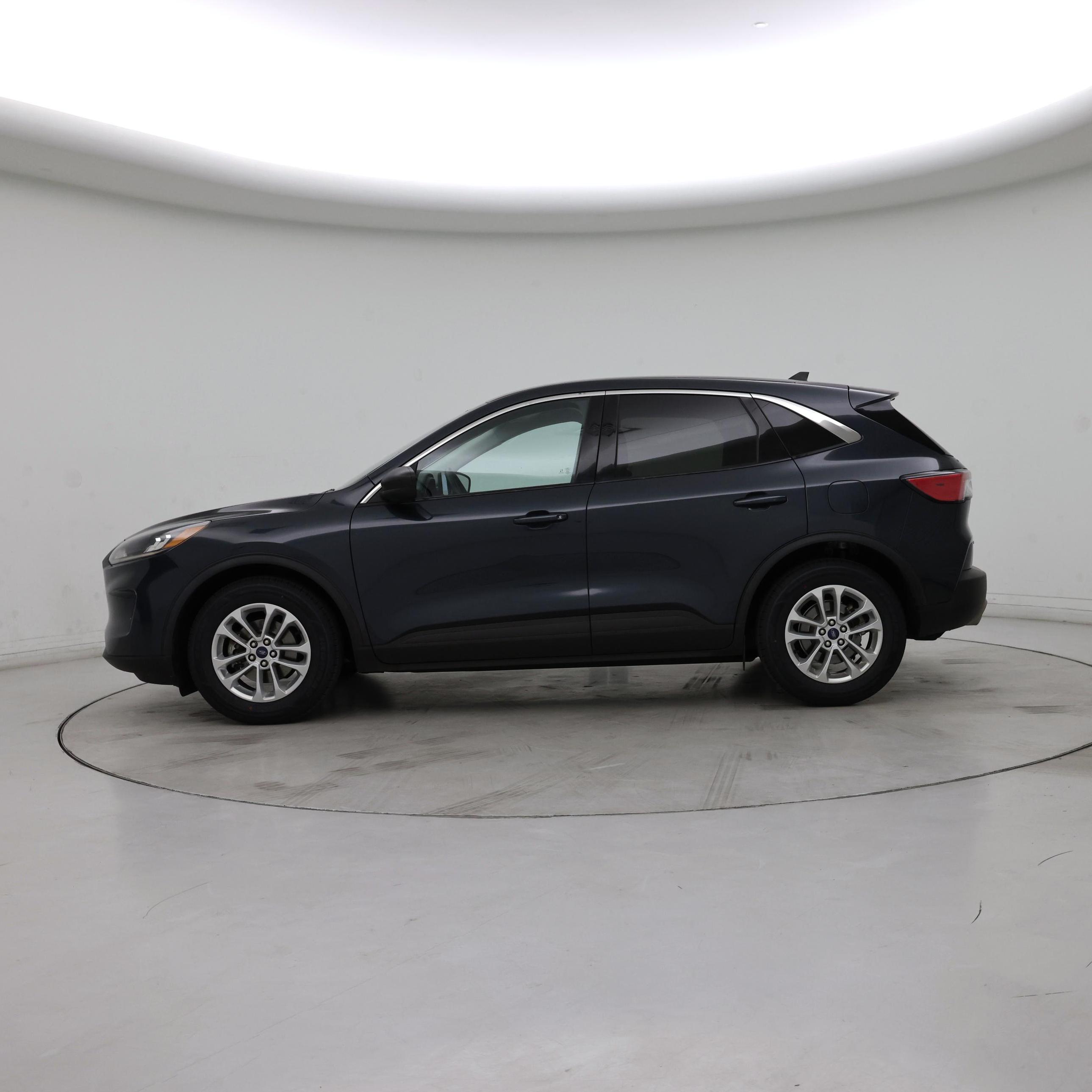 Thumbnail: 2022 Ford Escape - 3