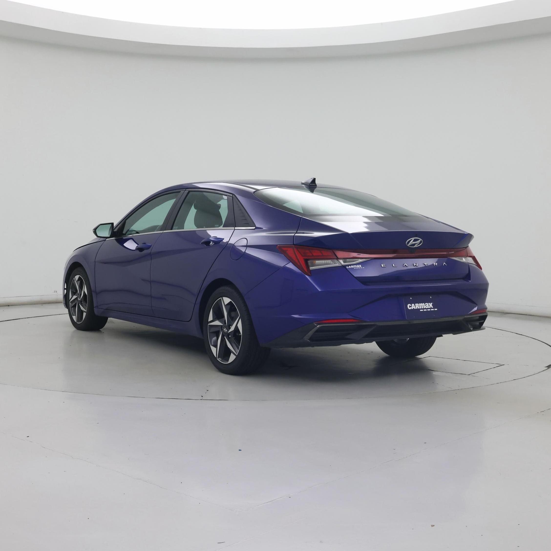 Thumbnail: 2022 Hyundai Elantra - 2