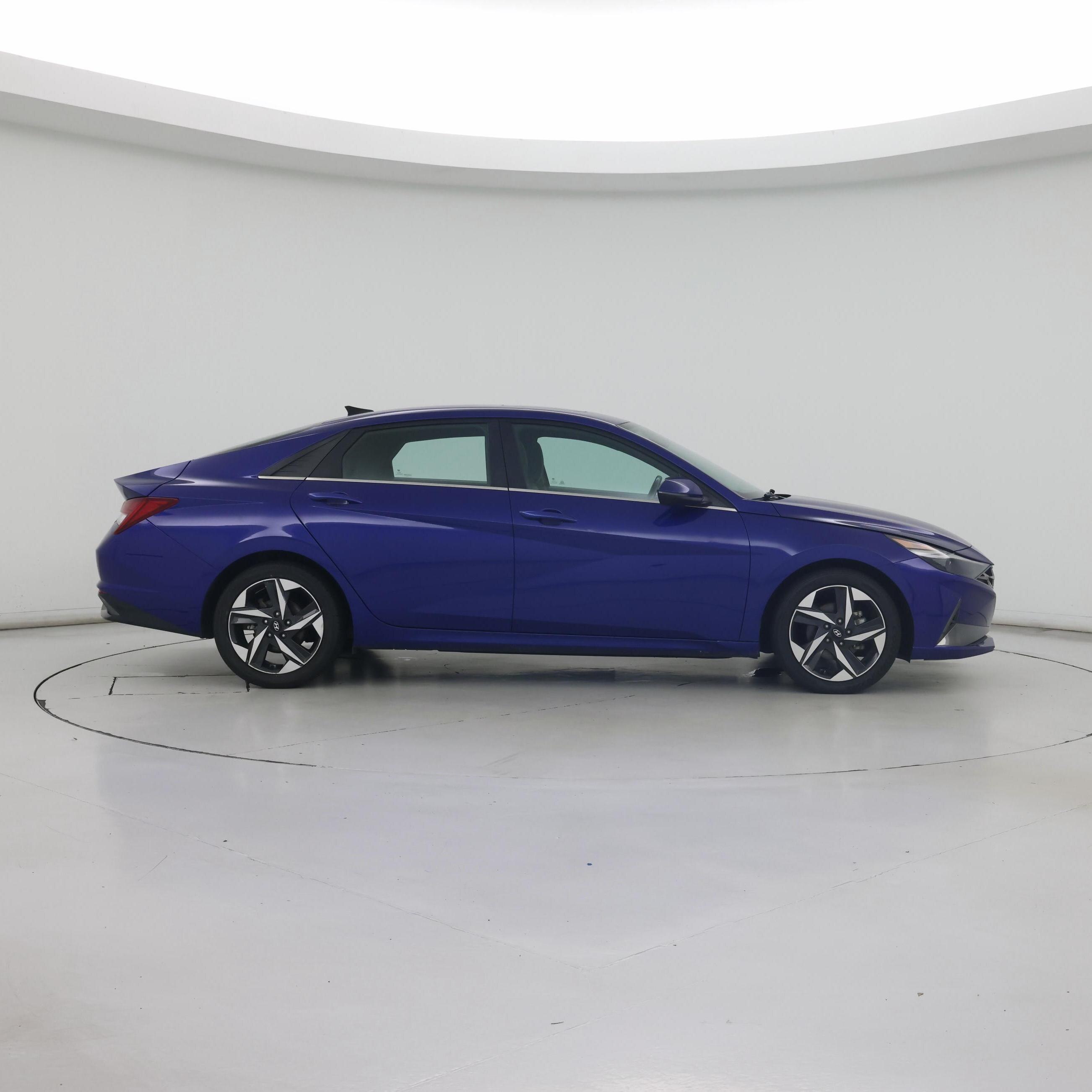 Thumbnail: 2022 Hyundai Elantra - 7