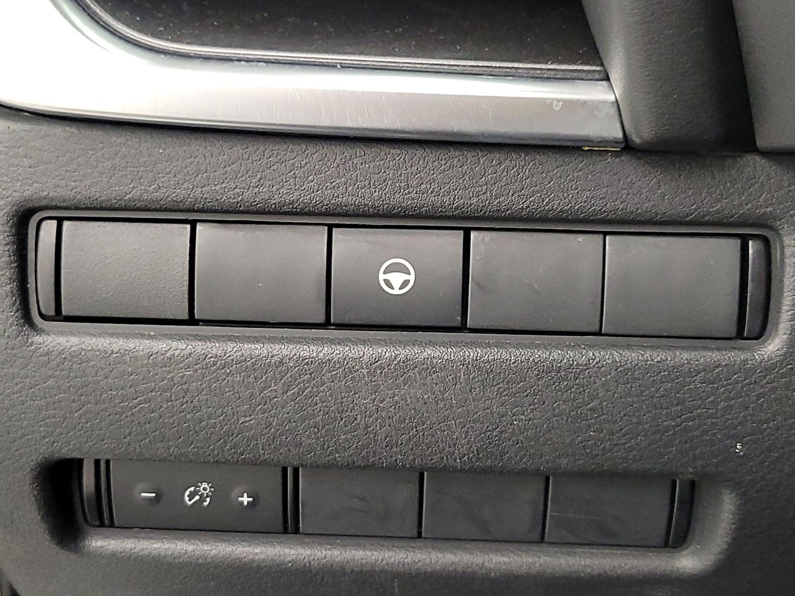 2022 Nissan Rogue SV - Photo 14