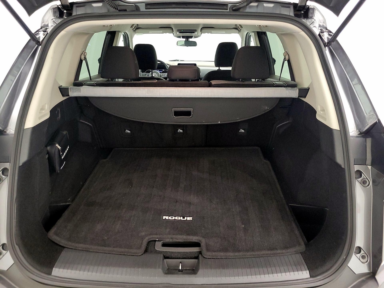 2022 Nissan Rogue SV - Photo 20