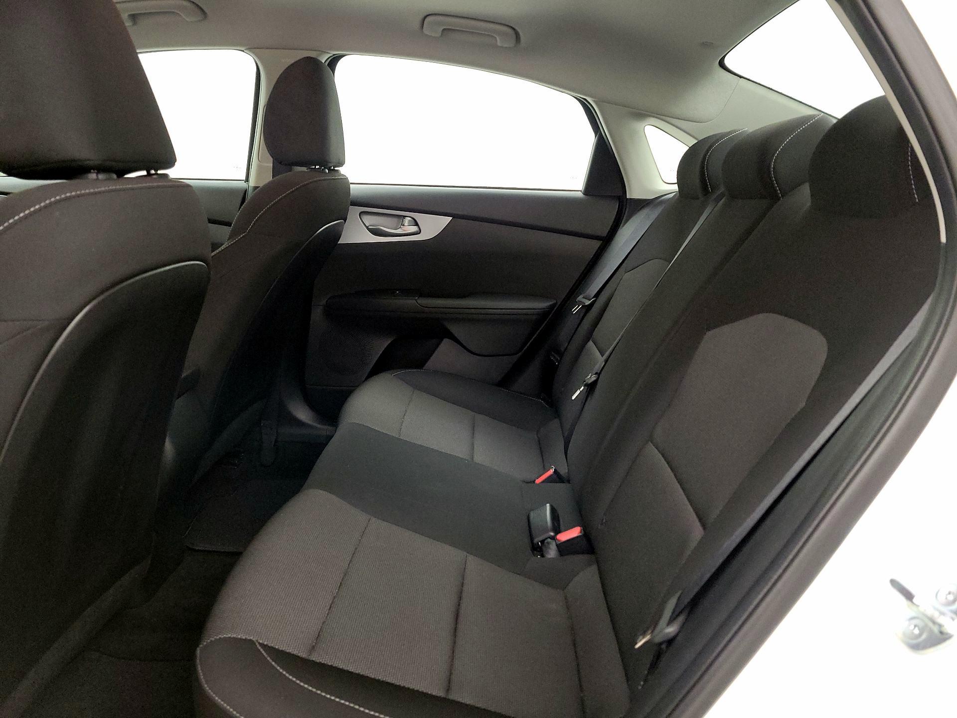 Thumbnail: 2023 Kia Forte - 16