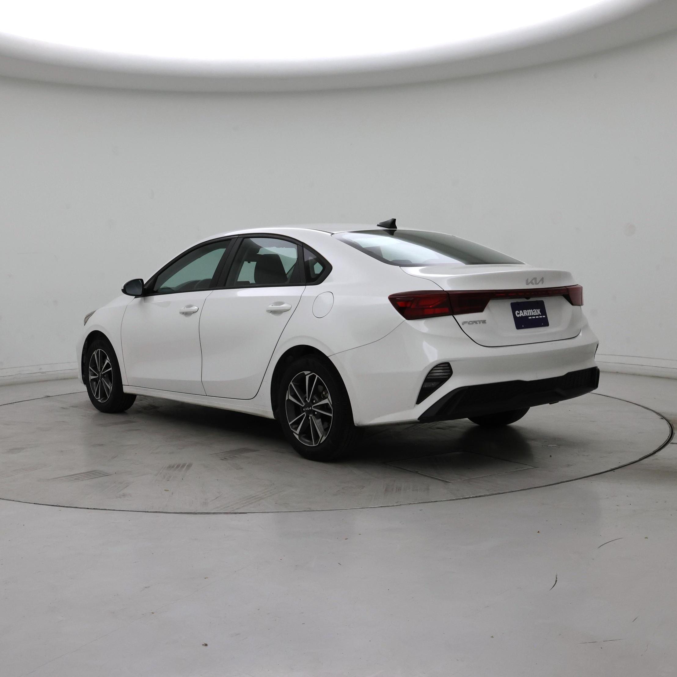 Thumbnail: 2023 Kia Forte - 2