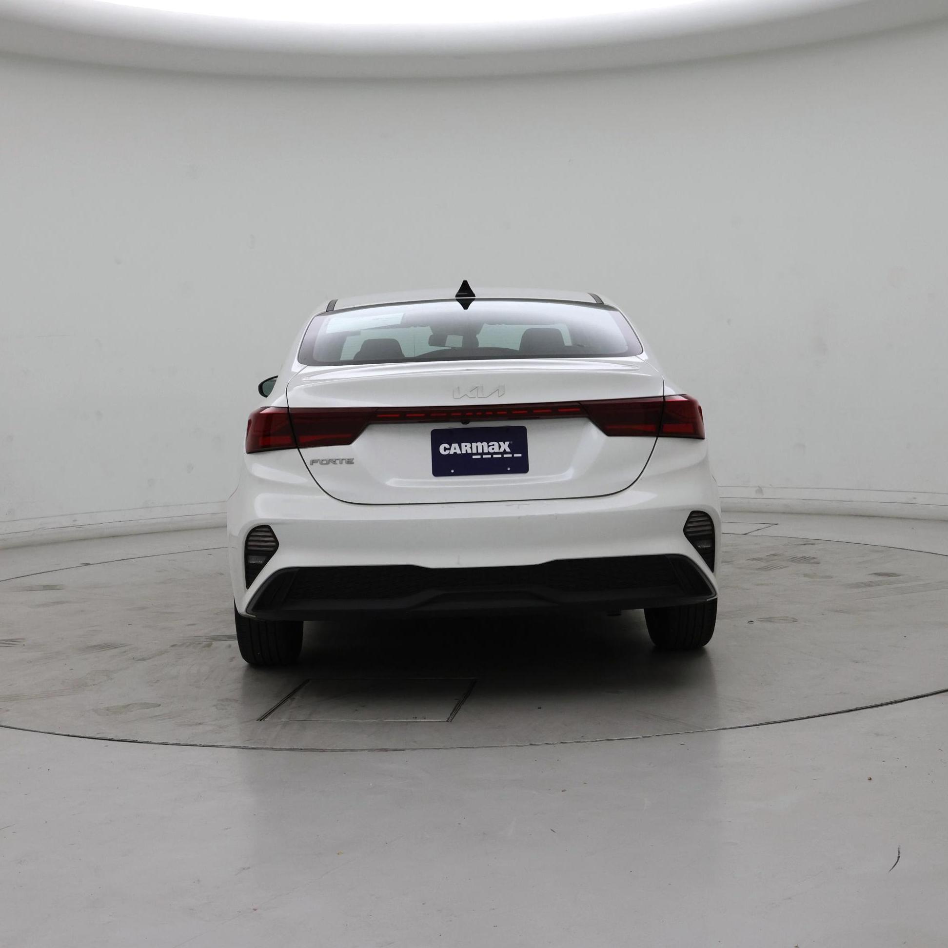 Thumbnail: 2023 Kia Forte - 6