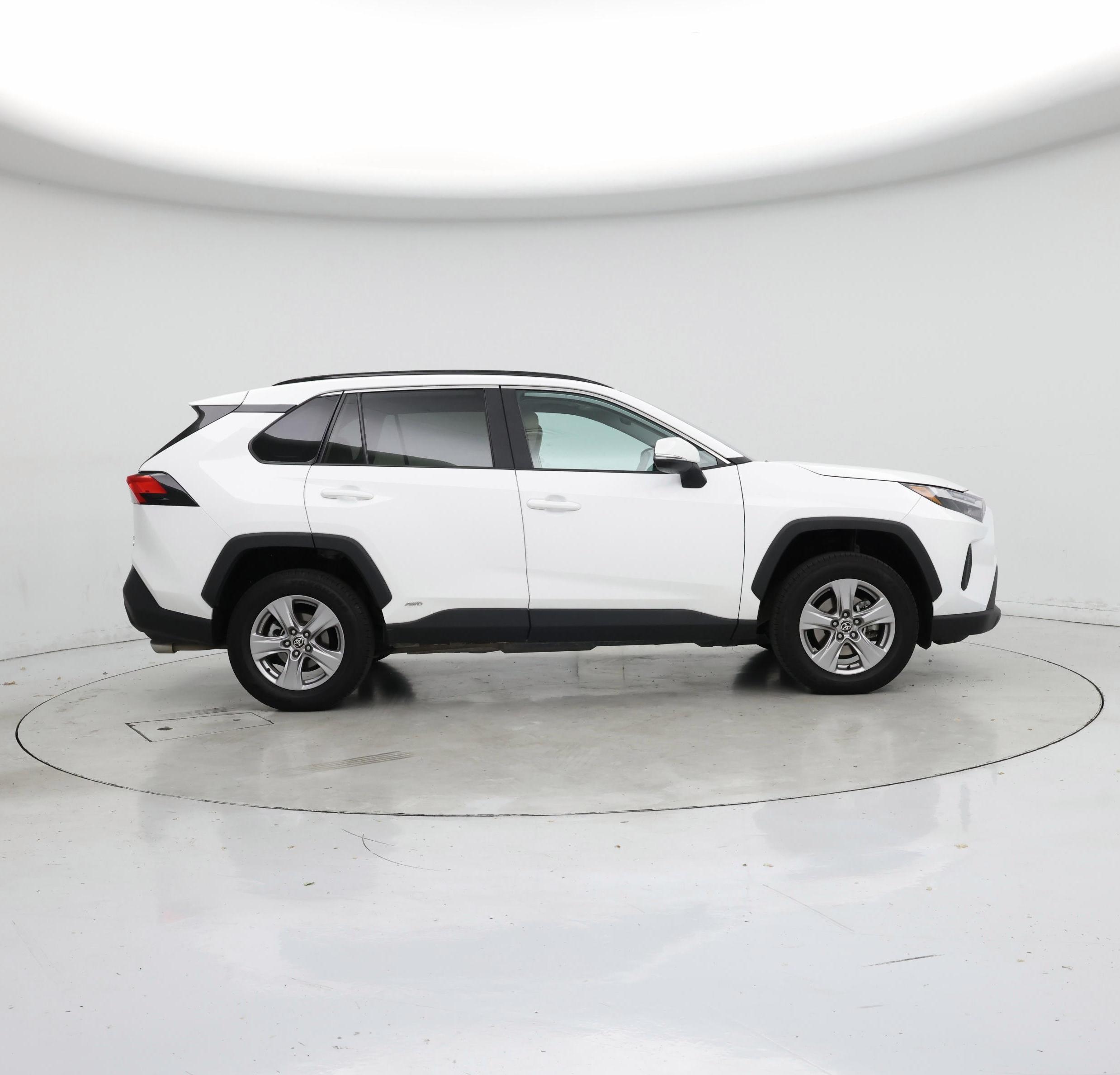 Thumbnail: 2022 Toyota RAV4 - 7